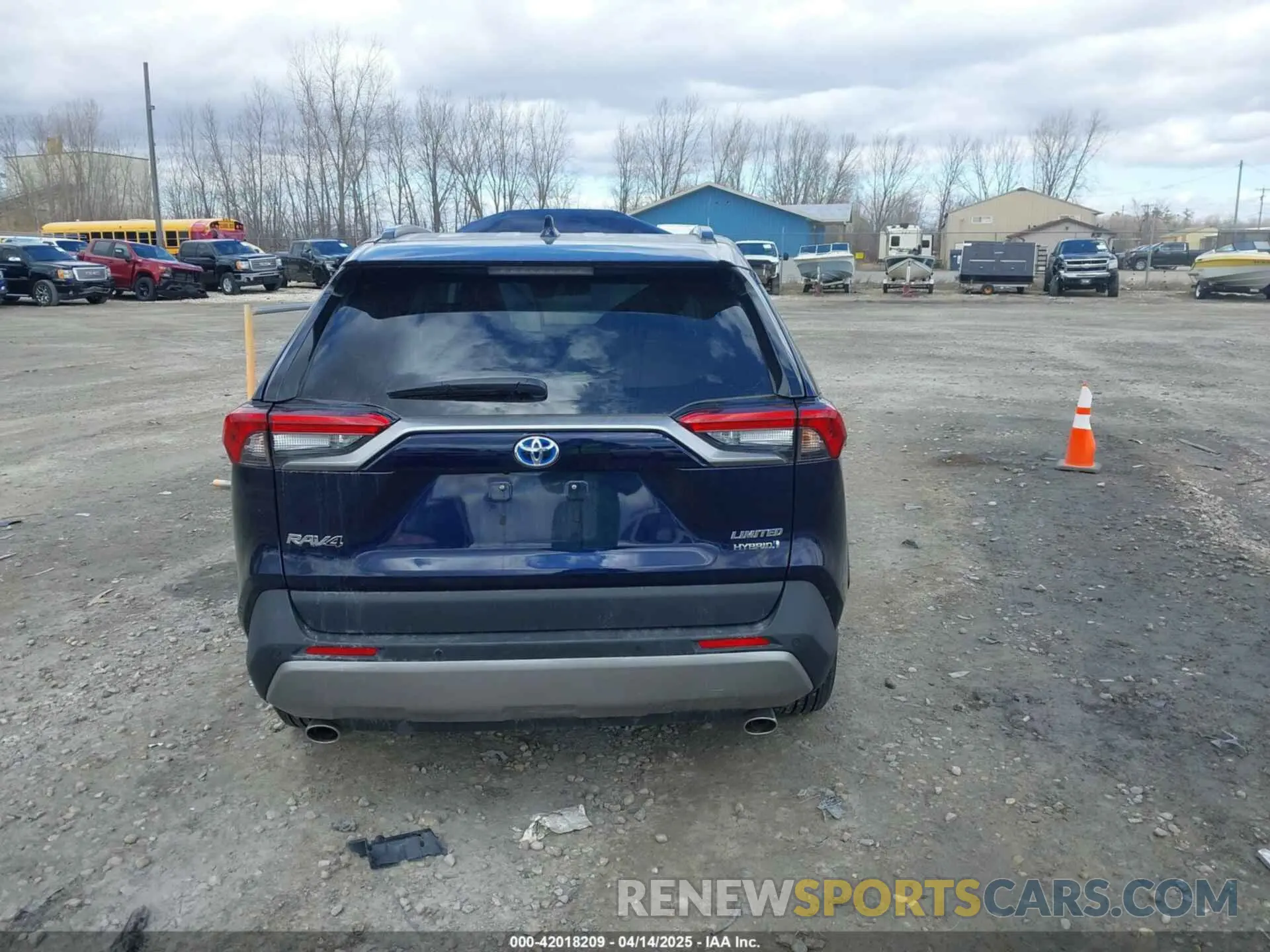 16 Photograph of a damaged car 4T3D6RFV5RU143932 TOYOTA RAV4 HYBRID 2024