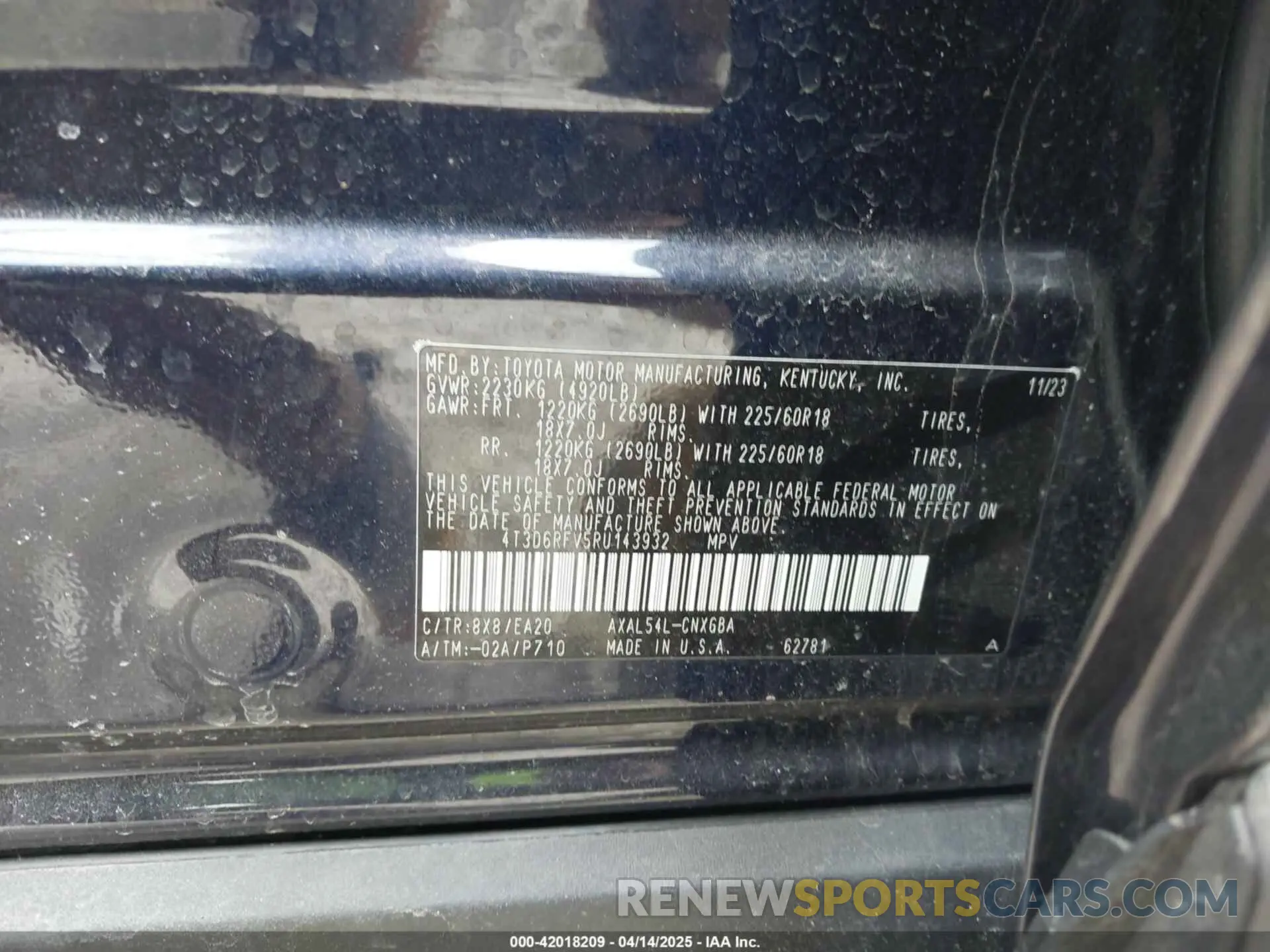 9 Photograph of a damaged car 4T3D6RFV5RU143932 TOYOTA RAV4 HYBRID 2024