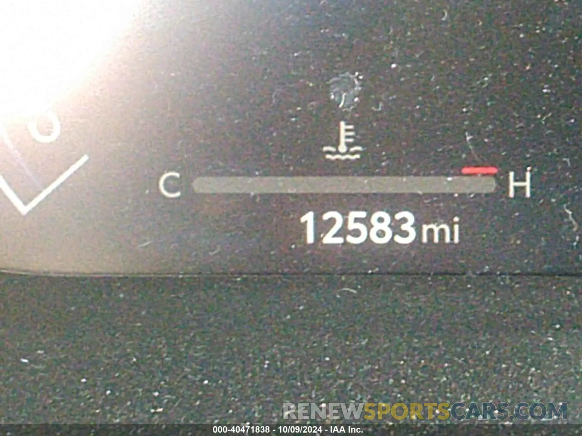 16 Photograph of a damaged car 4T3D6RFV5RU148225 TOYOTA RAV4 HYBRID 2024