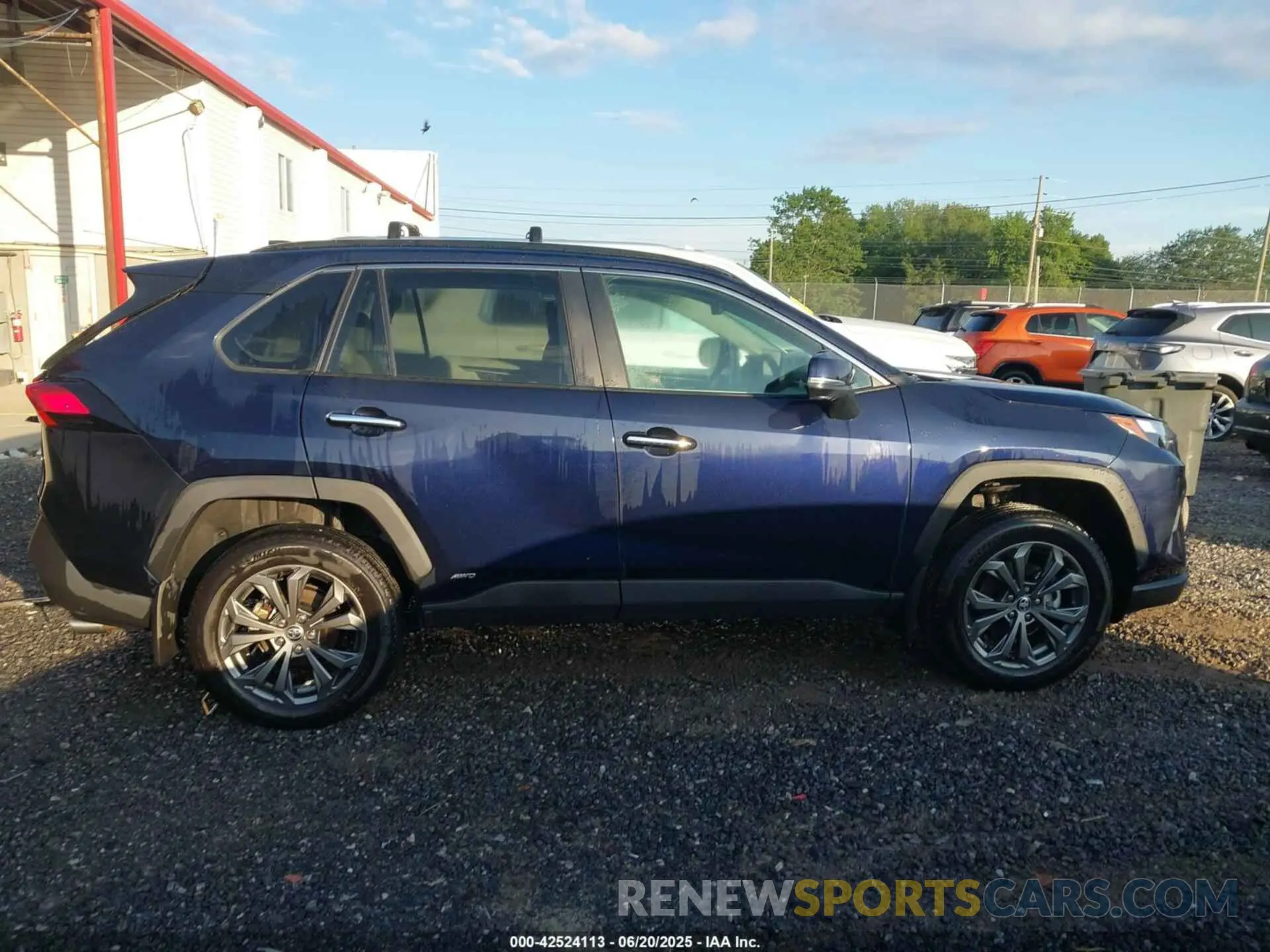 14 Photograph of a damaged car 4T3D6RFV5RU170502 TOYOTA RAV4 HYBRID 2024