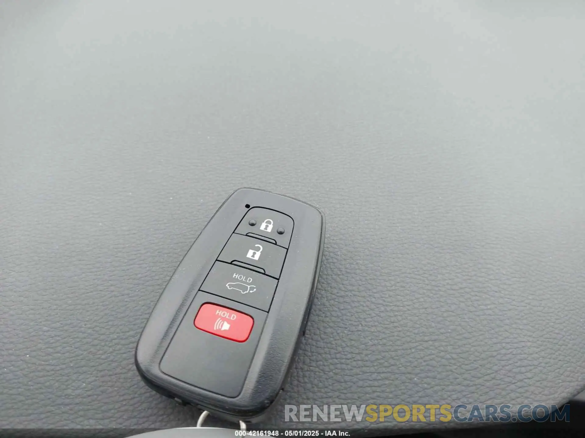 11 Photograph of a damaged car 4T3D6RFVXRU163559 TOYOTA RAV4 HYBRID 2024