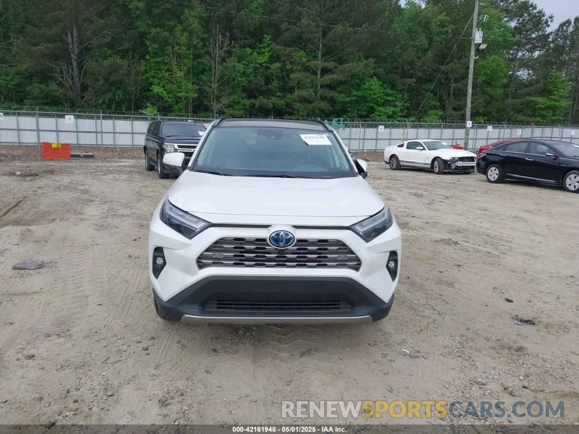 13 Photograph of a damaged car 4T3D6RFVXRU163559 TOYOTA RAV4 HYBRID 2024