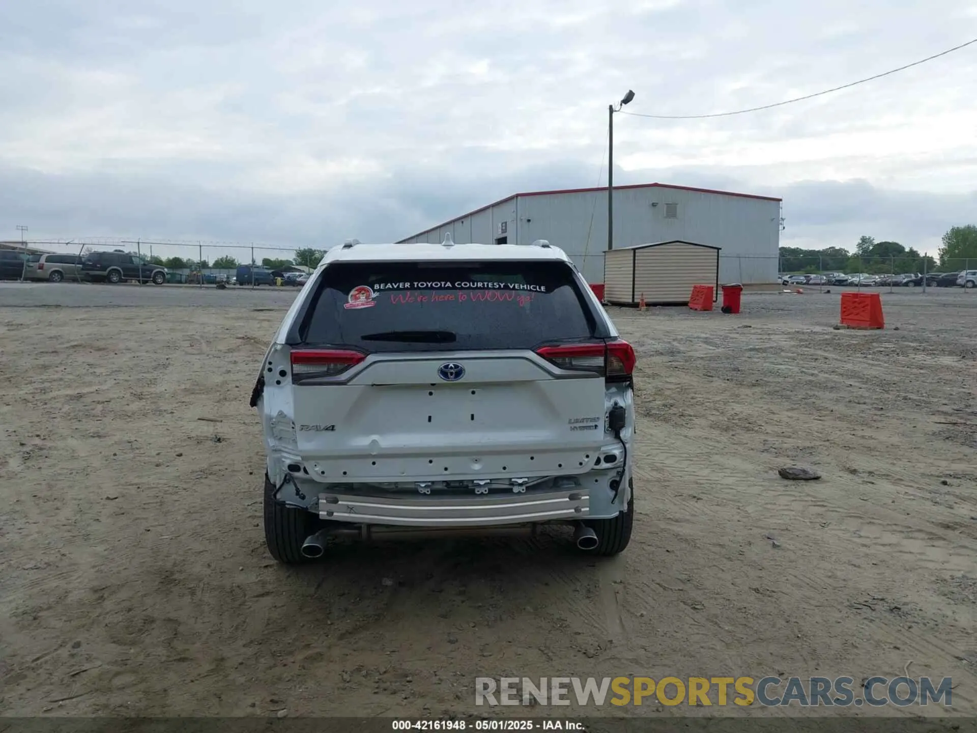 17 Photograph of a damaged car 4T3D6RFVXRU163559 TOYOTA RAV4 HYBRID 2024