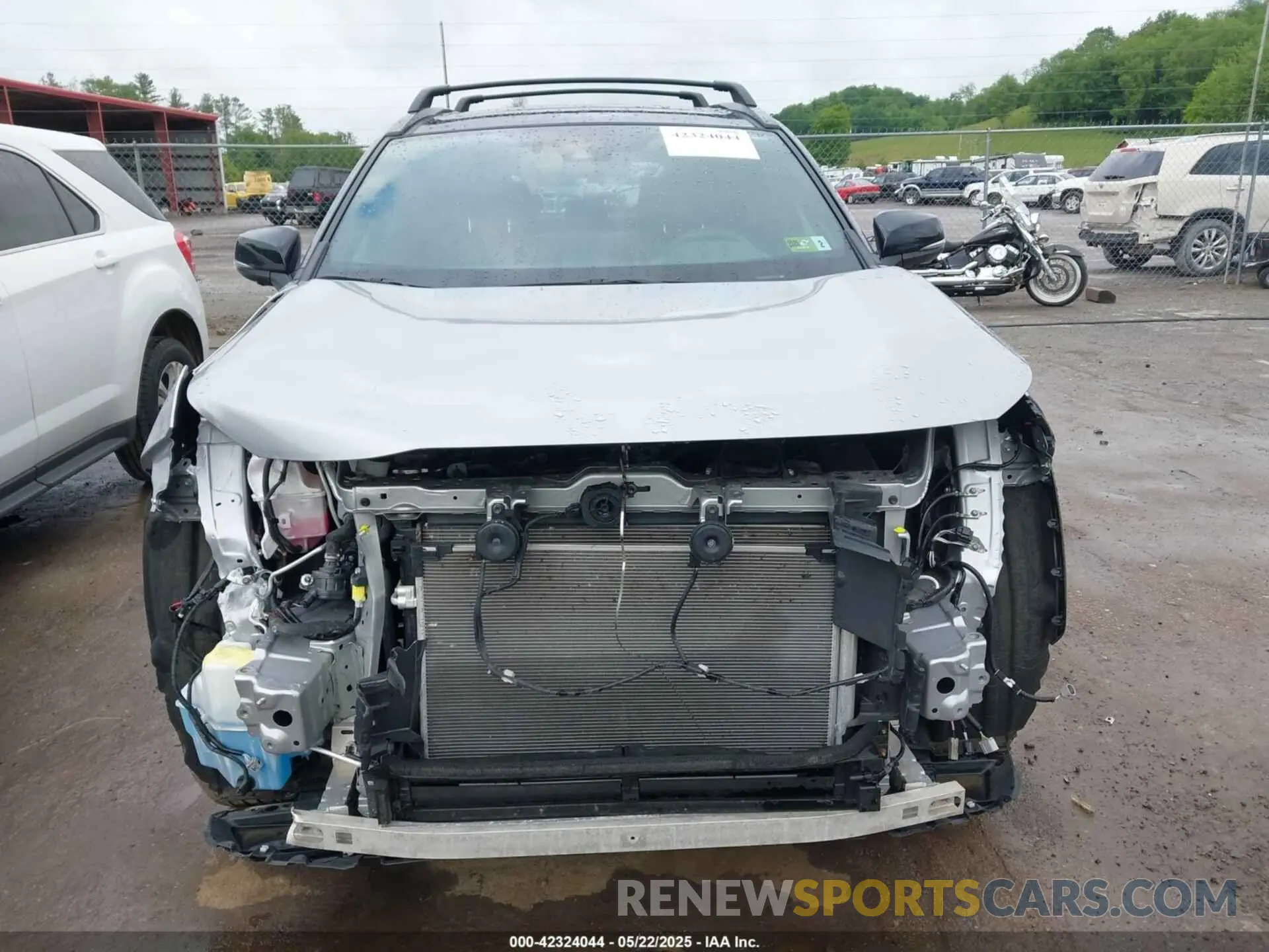 13 Photograph of a damaged car 4T3E6RFV2RU142970 TOYOTA RAV4 HYBRID 2024