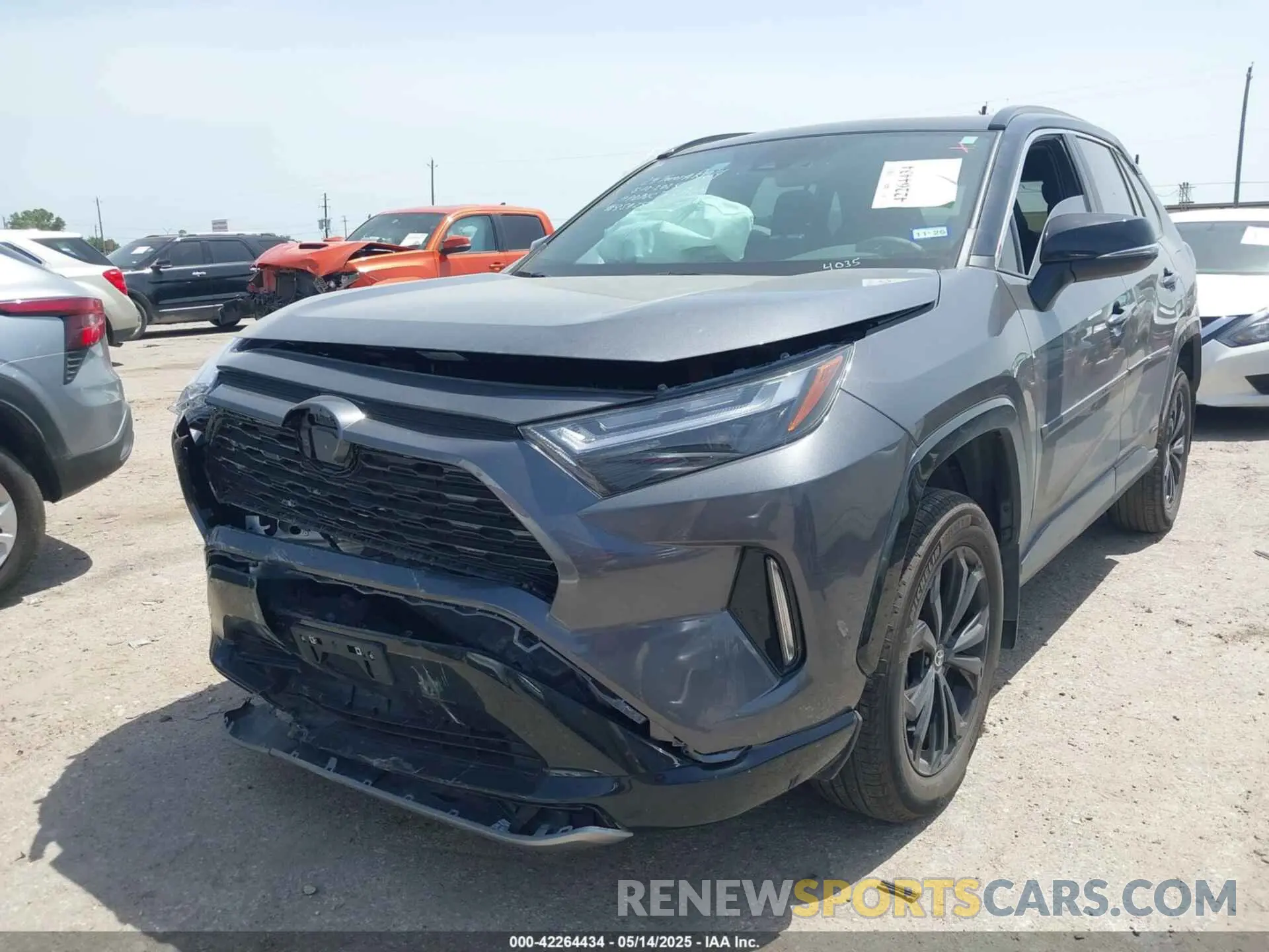 2 Photograph of a damaged car 4T3E6RFV3RU174035 TOYOTA RAV4 HYBRID 2024