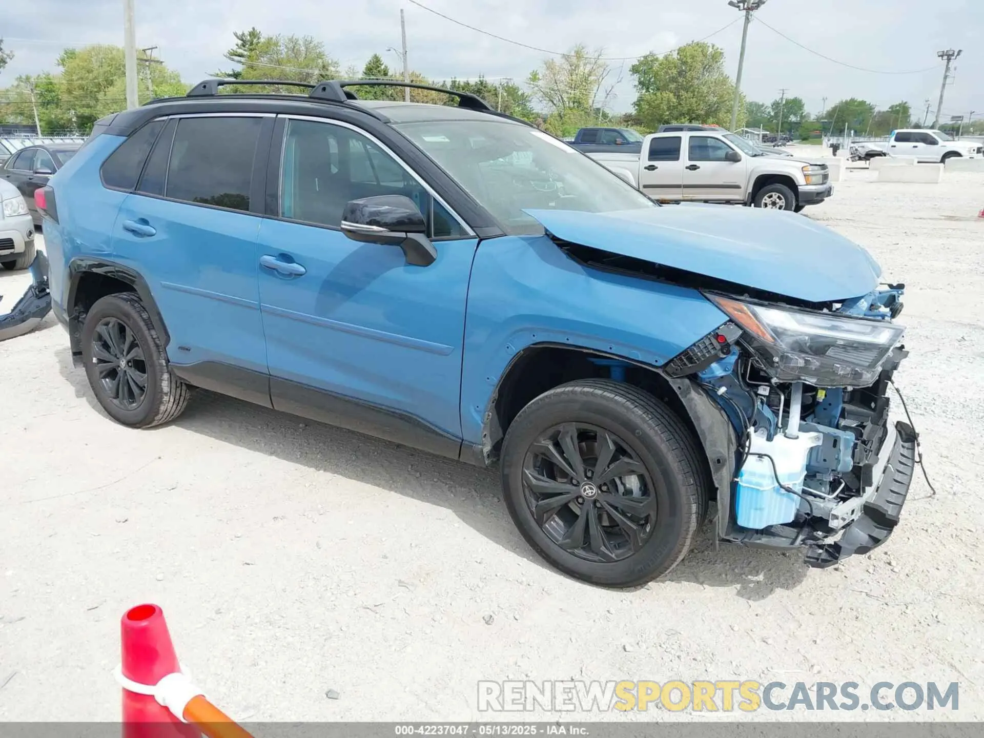 1 Photograph of a damaged car 4T3E6RFV4RU163271 TOYOTA RAV4 HYBRID 2024