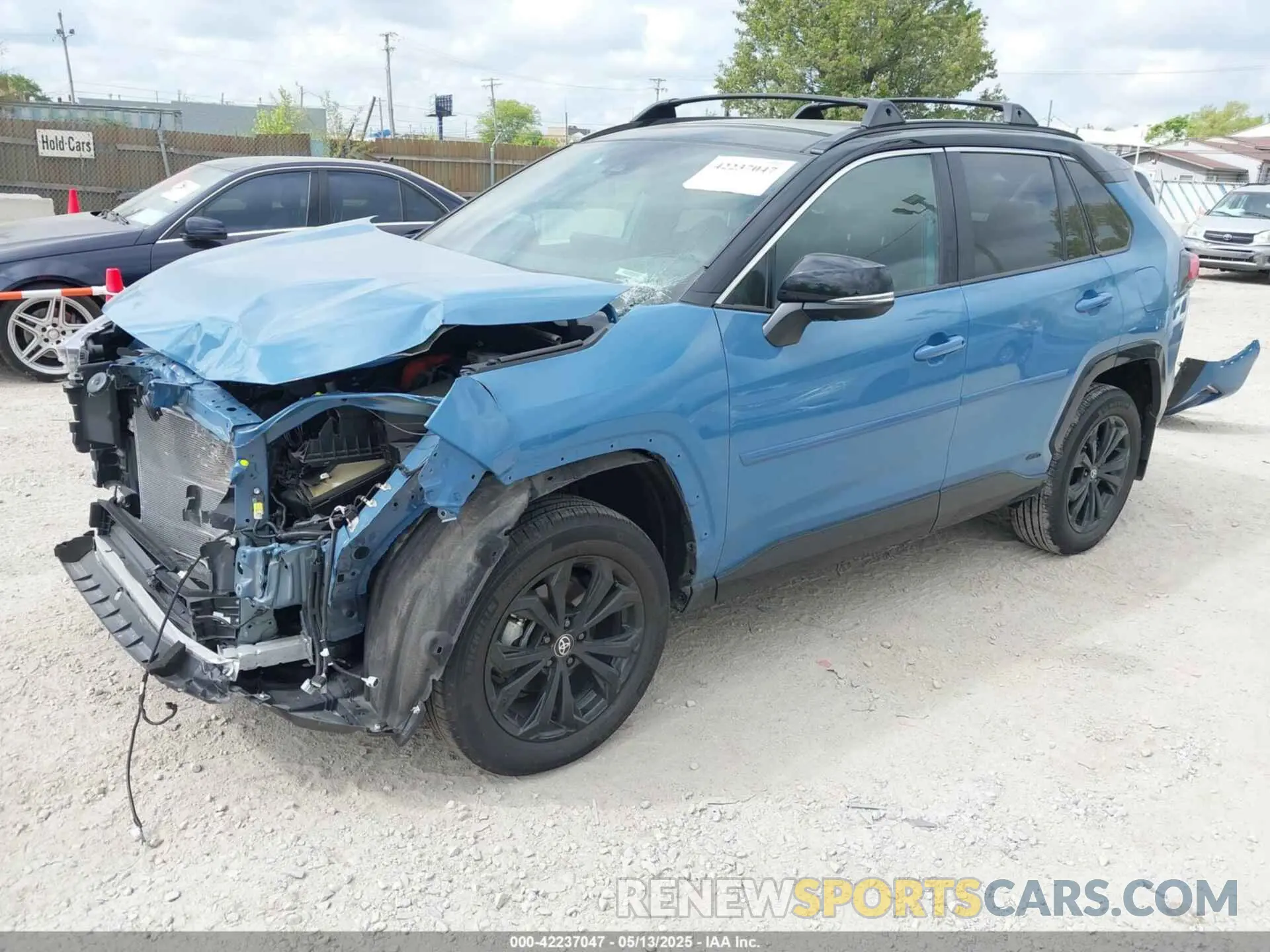 2 Photograph of a damaged car 4T3E6RFV4RU163271 TOYOTA RAV4 HYBRID 2024