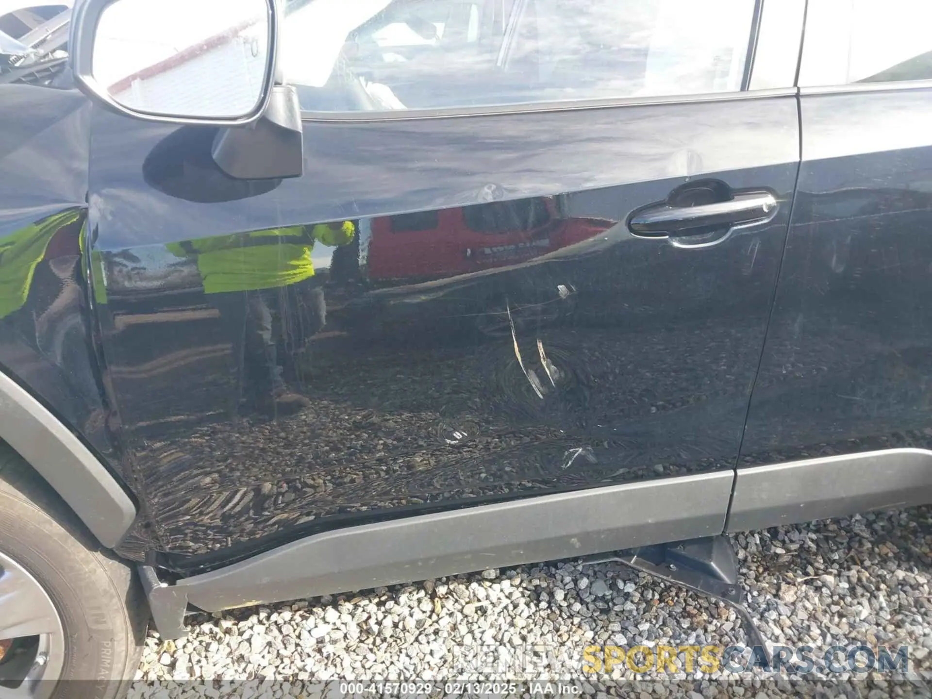 21 Photograph of a damaged car 4T3LWRFV1RU121874 TOYOTA RAV4 HYBRID 2024