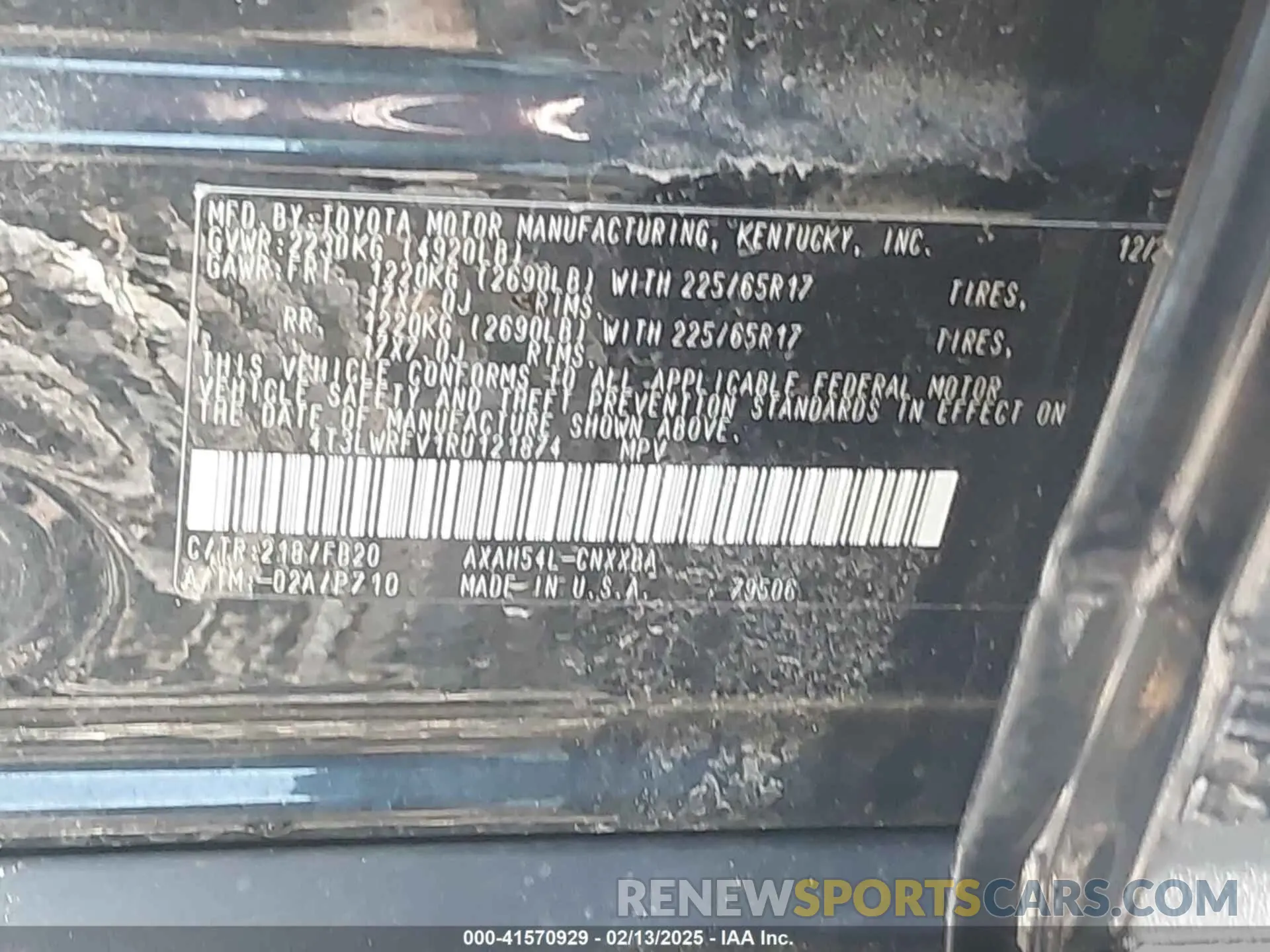9 Photograph of a damaged car 4T3LWRFV1RU121874 TOYOTA RAV4 HYBRID 2024