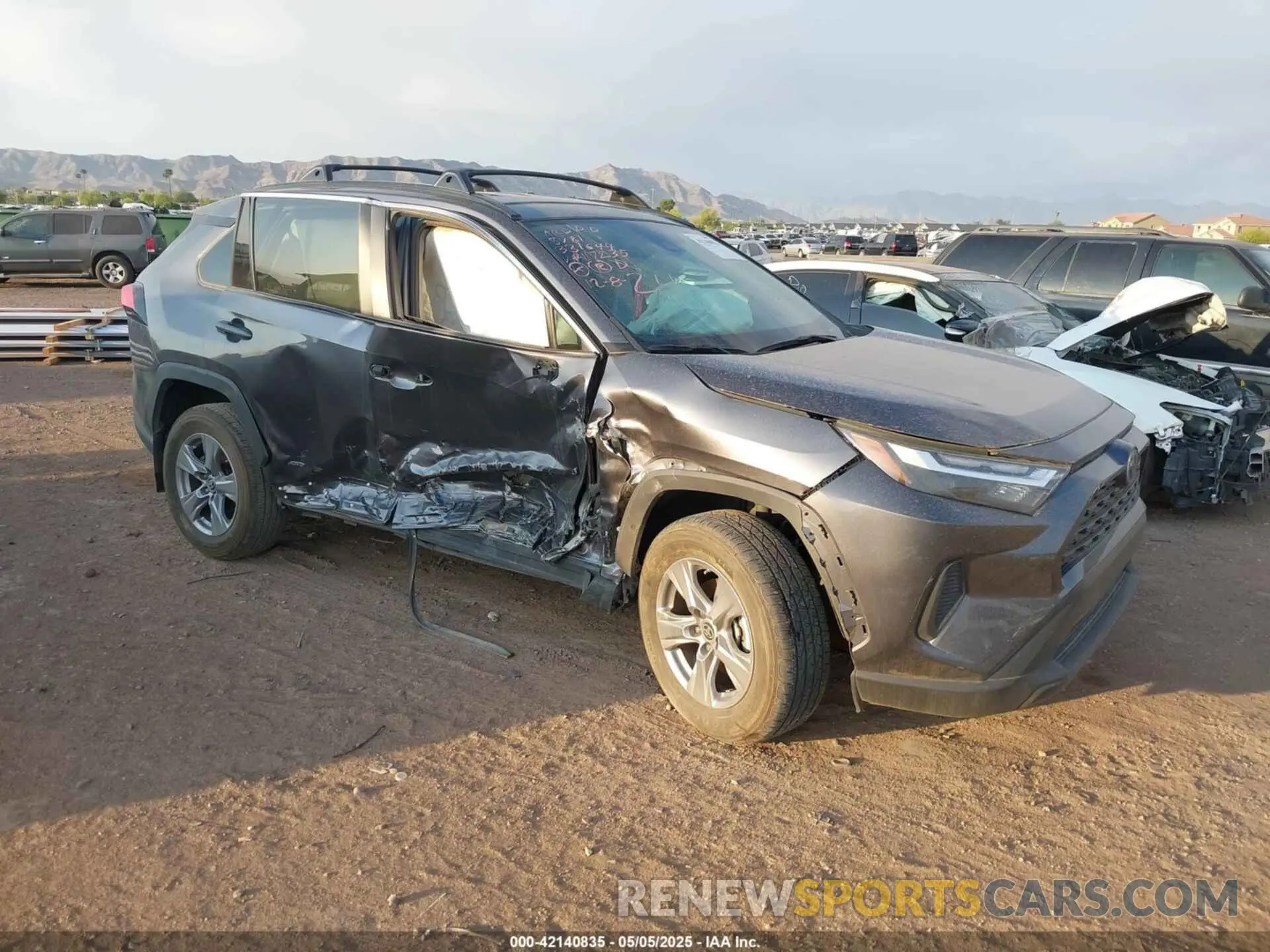1 Photograph of a damaged car 4T3LWRFV2RU117235 TOYOTA RAV4 HYBRID 2024