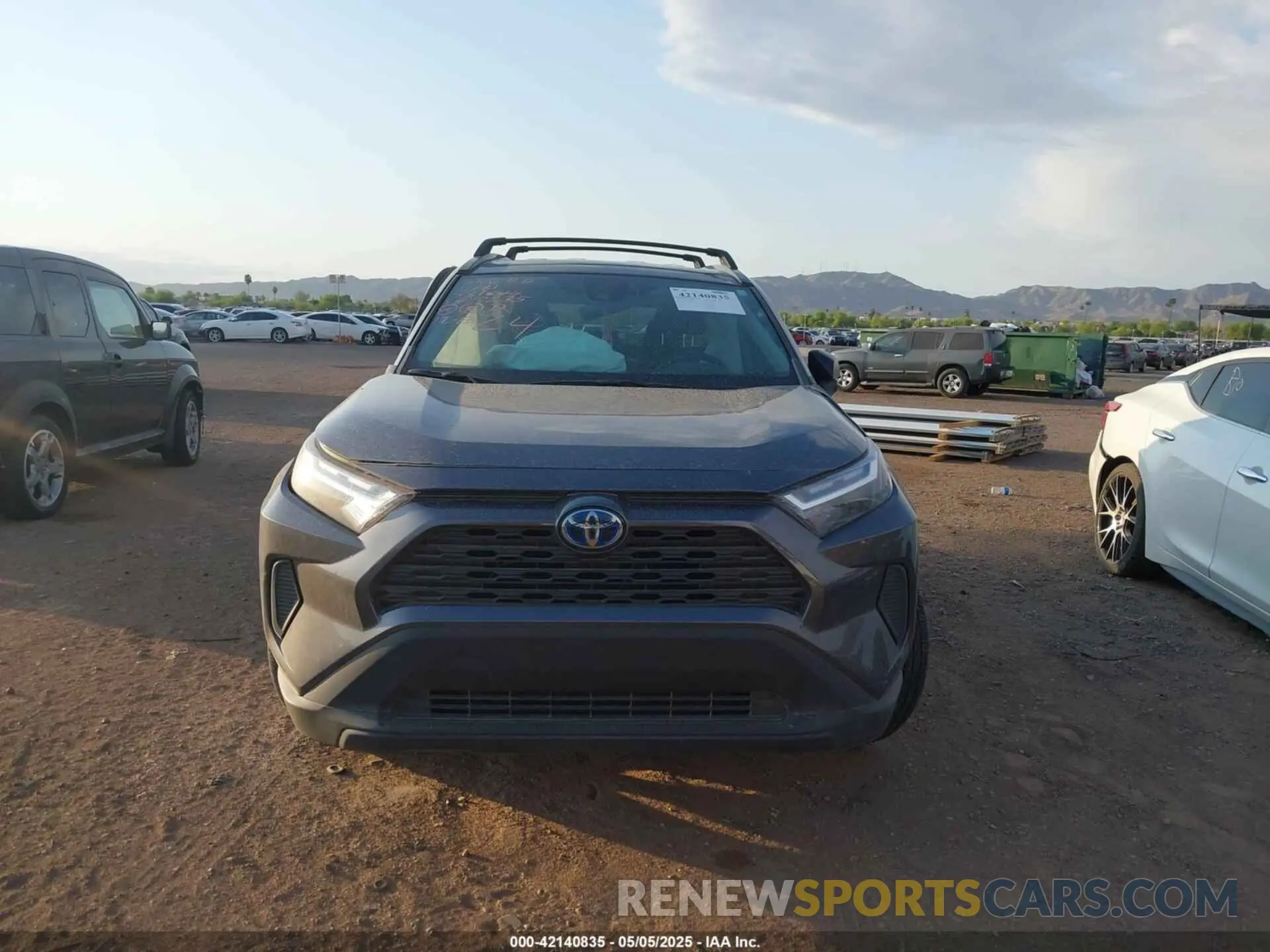 11 Photograph of a damaged car 4T3LWRFV2RU117235 TOYOTA RAV4 HYBRID 2024