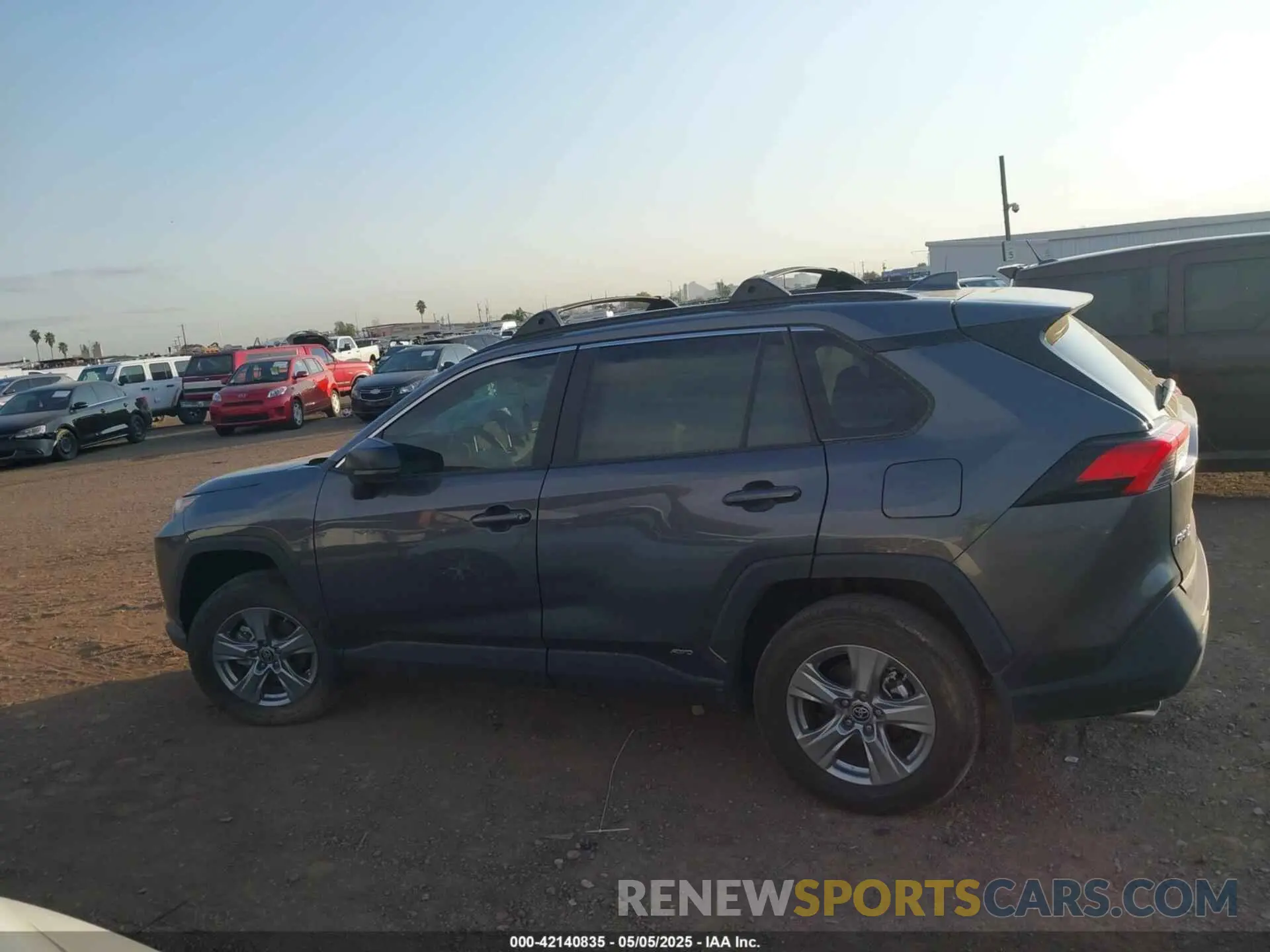 13 Photograph of a damaged car 4T3LWRFV2RU117235 TOYOTA RAV4 HYBRID 2024