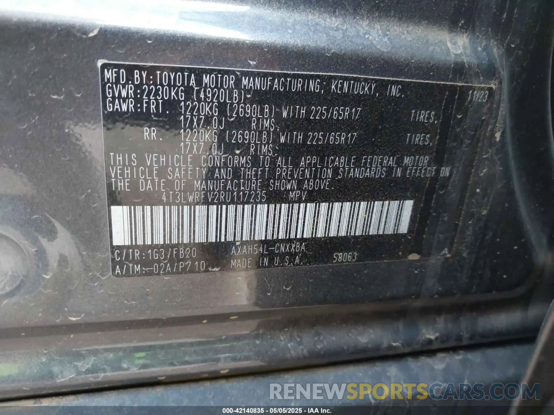 9 Photograph of a damaged car 4T3LWRFV2RU117235 TOYOTA RAV4 HYBRID 2024