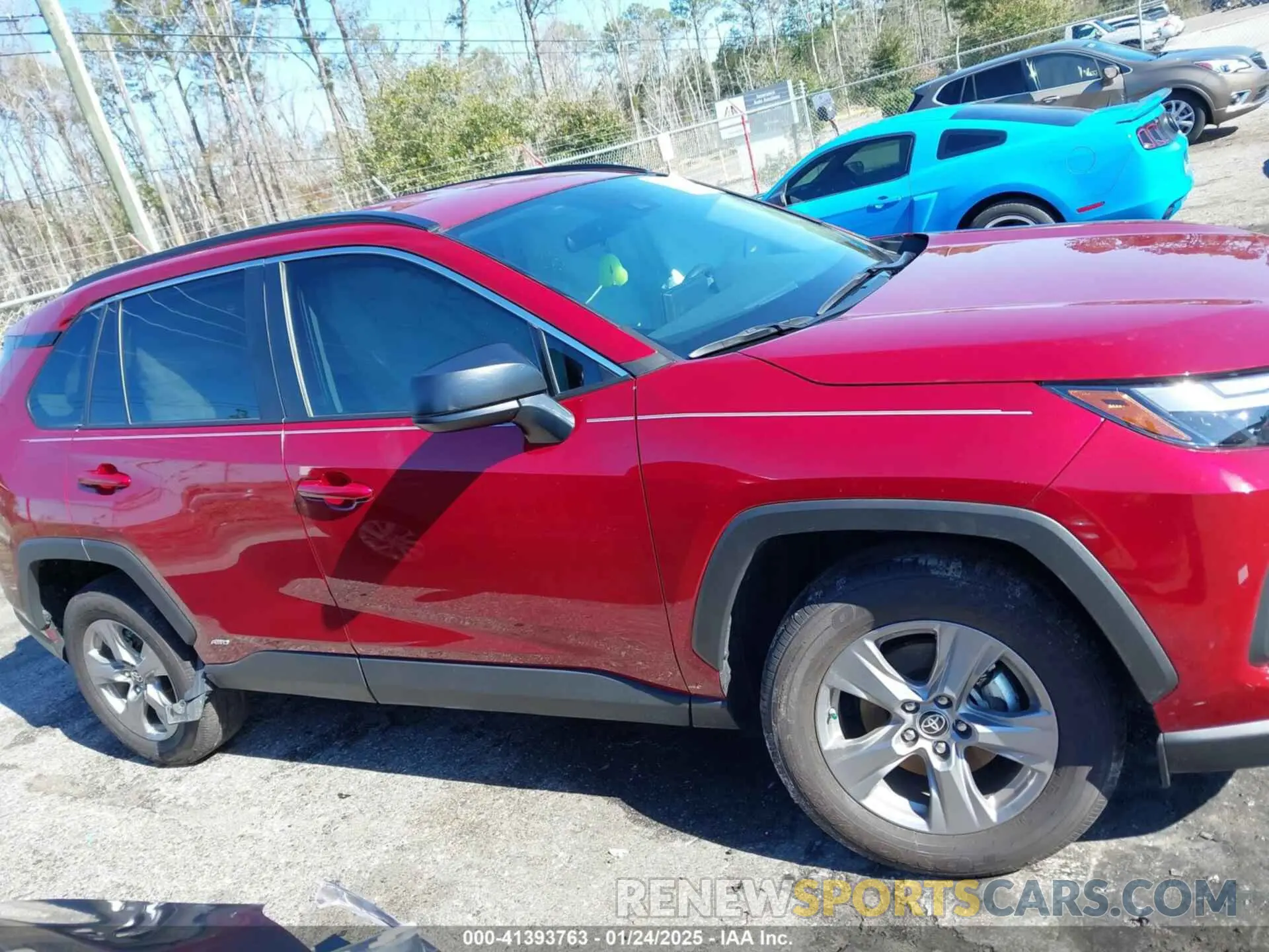 12 Photograph of a damaged car 4T3LWRFV2RU122564 TOYOTA RAV4 HYBRID 2024