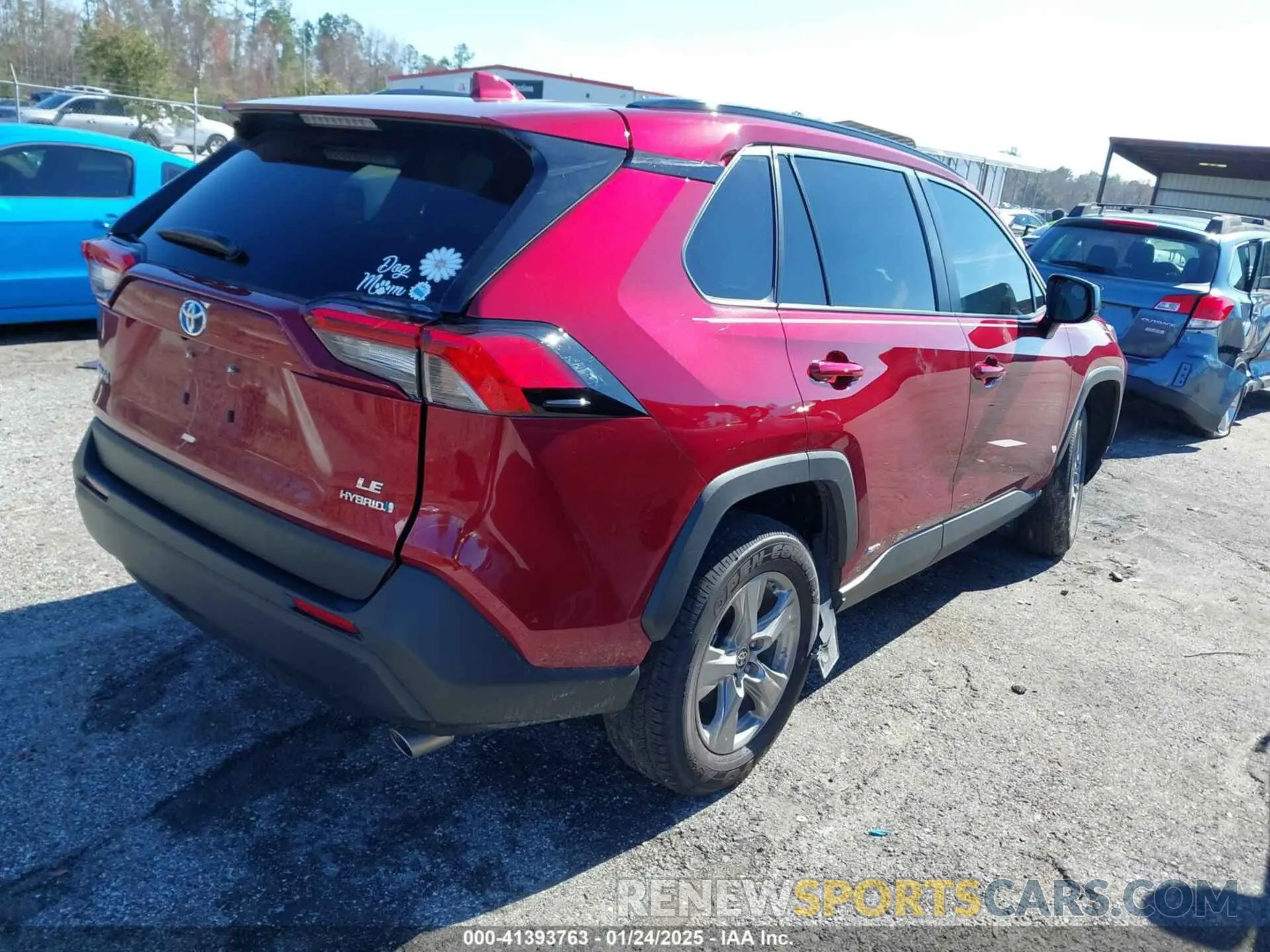 4 Photograph of a damaged car 4T3LWRFV2RU122564 TOYOTA RAV4 HYBRID 2024