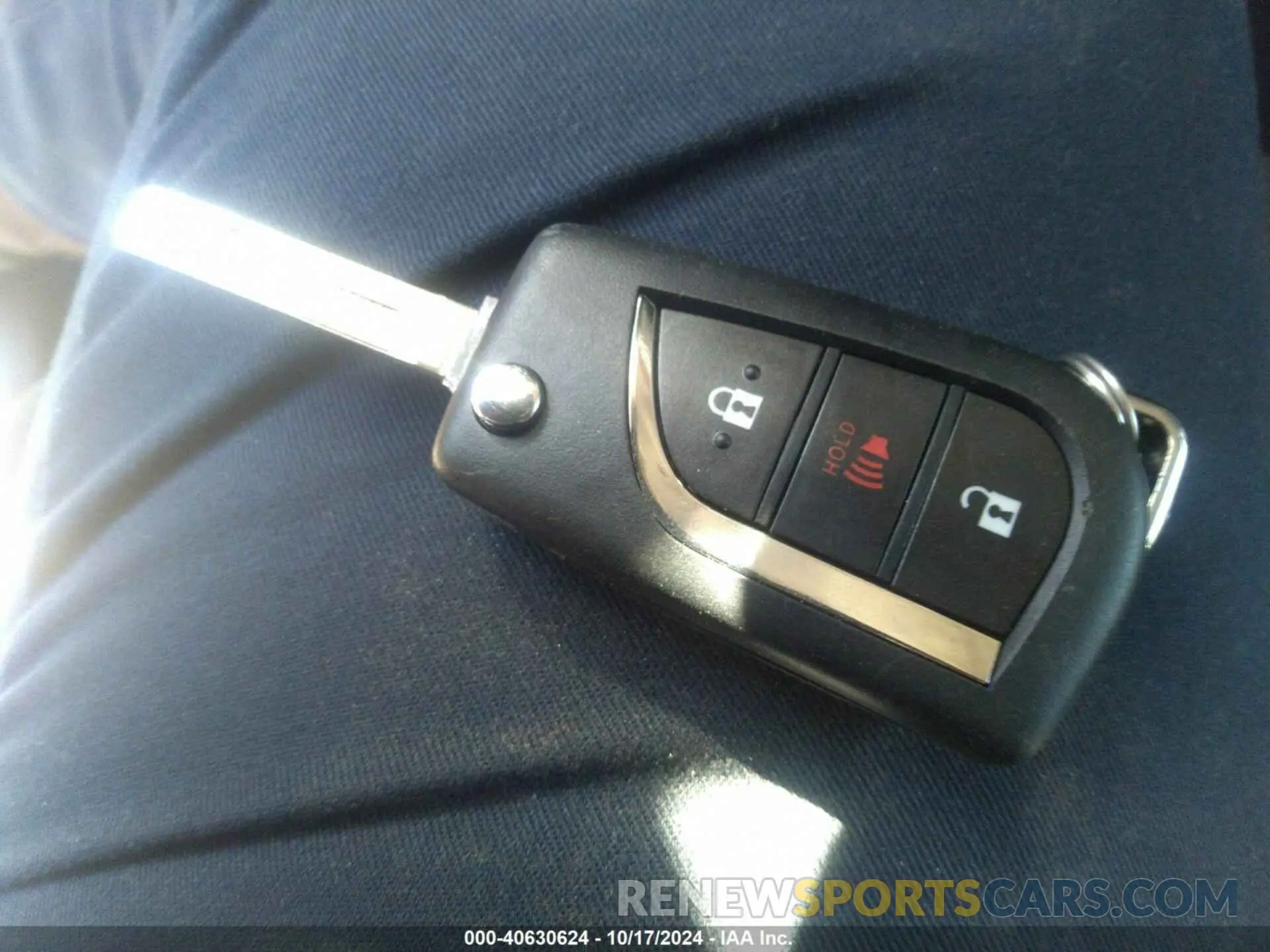 11 Photograph of a damaged car 4T3LWRFV4RU153153 TOYOTA RAV4 HYBRID 2024