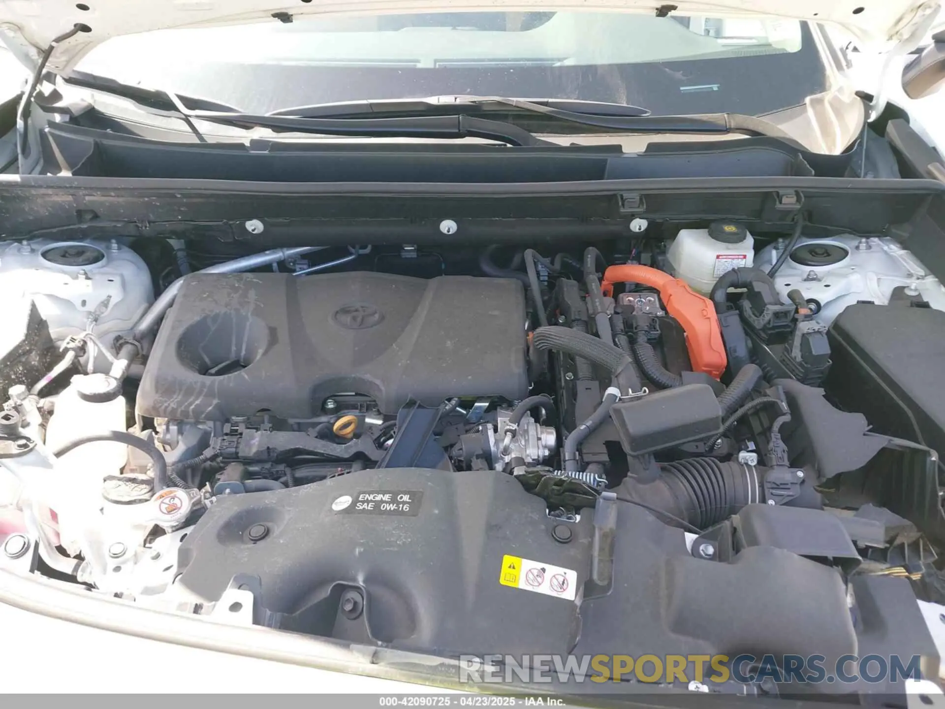 10 Photograph of a damaged car 4T3LWRFV6RU160007 TOYOTA RAV4 HYBRID 2024
