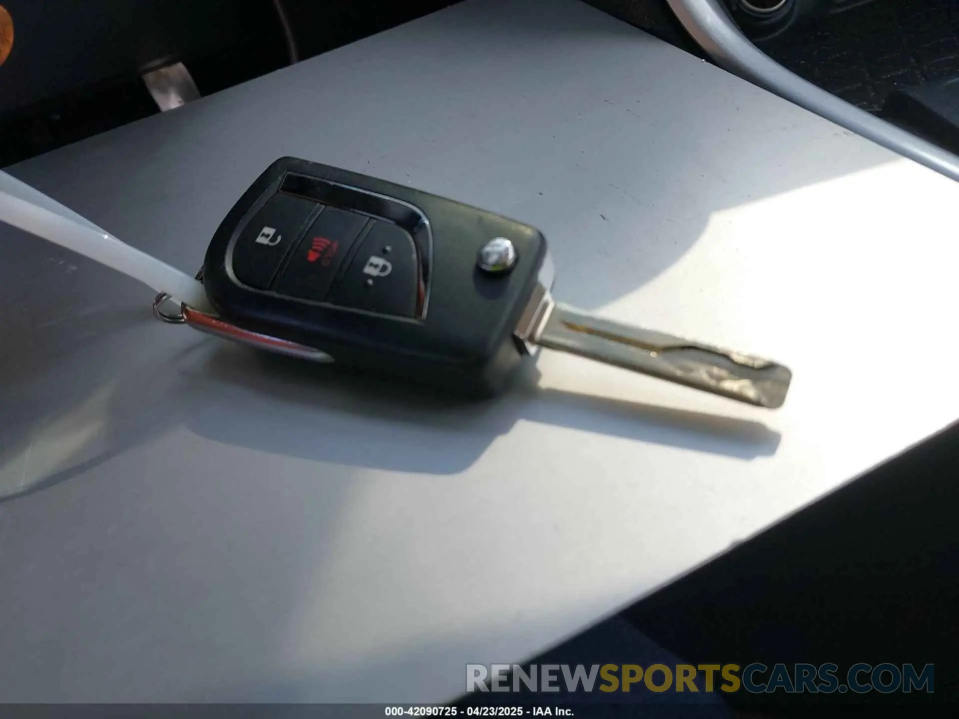 11 Photograph of a damaged car 4T3LWRFV6RU160007 TOYOTA RAV4 HYBRID 2024