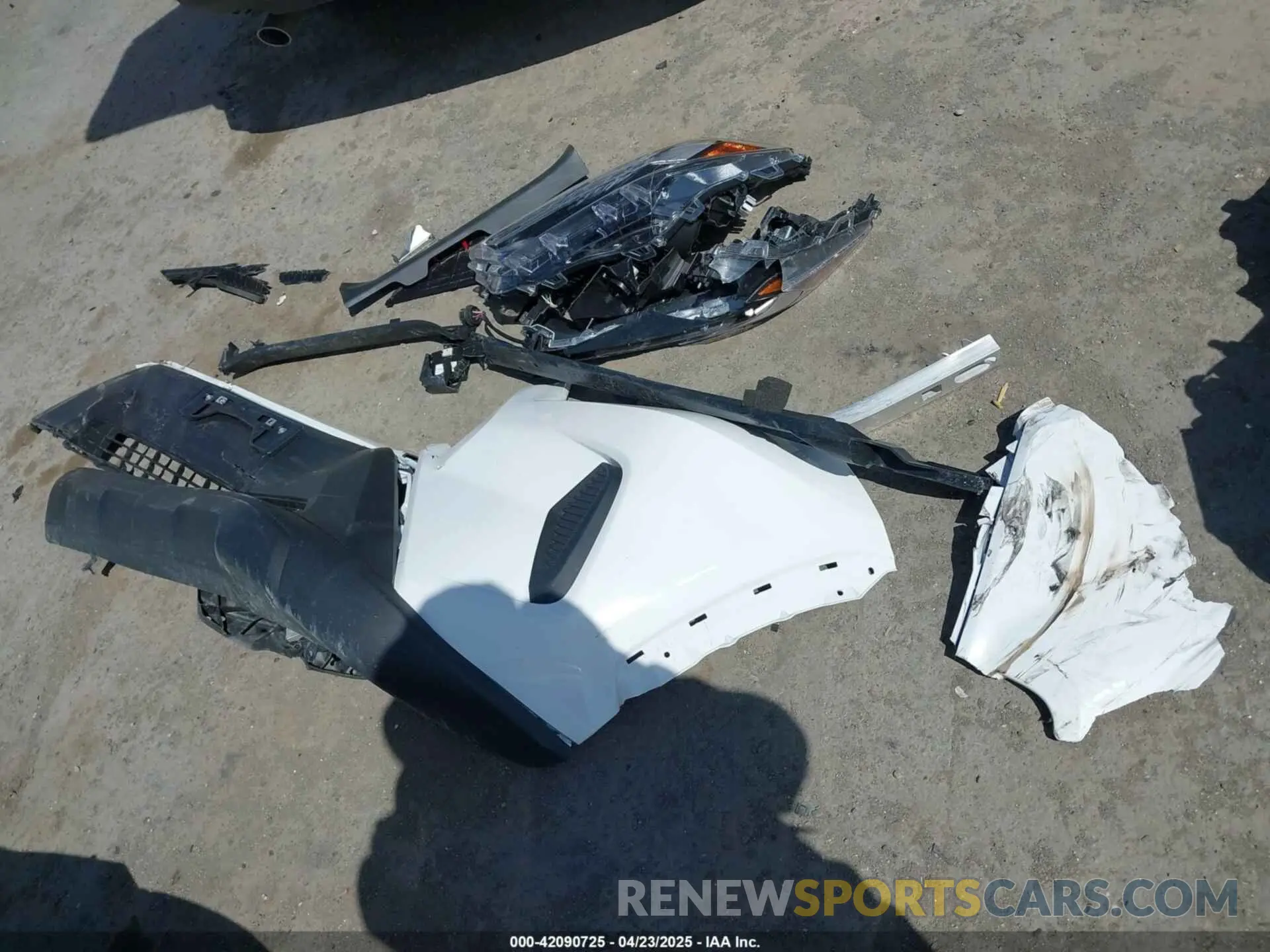 12 Photograph of a damaged car 4T3LWRFV6RU160007 TOYOTA RAV4 HYBRID 2024