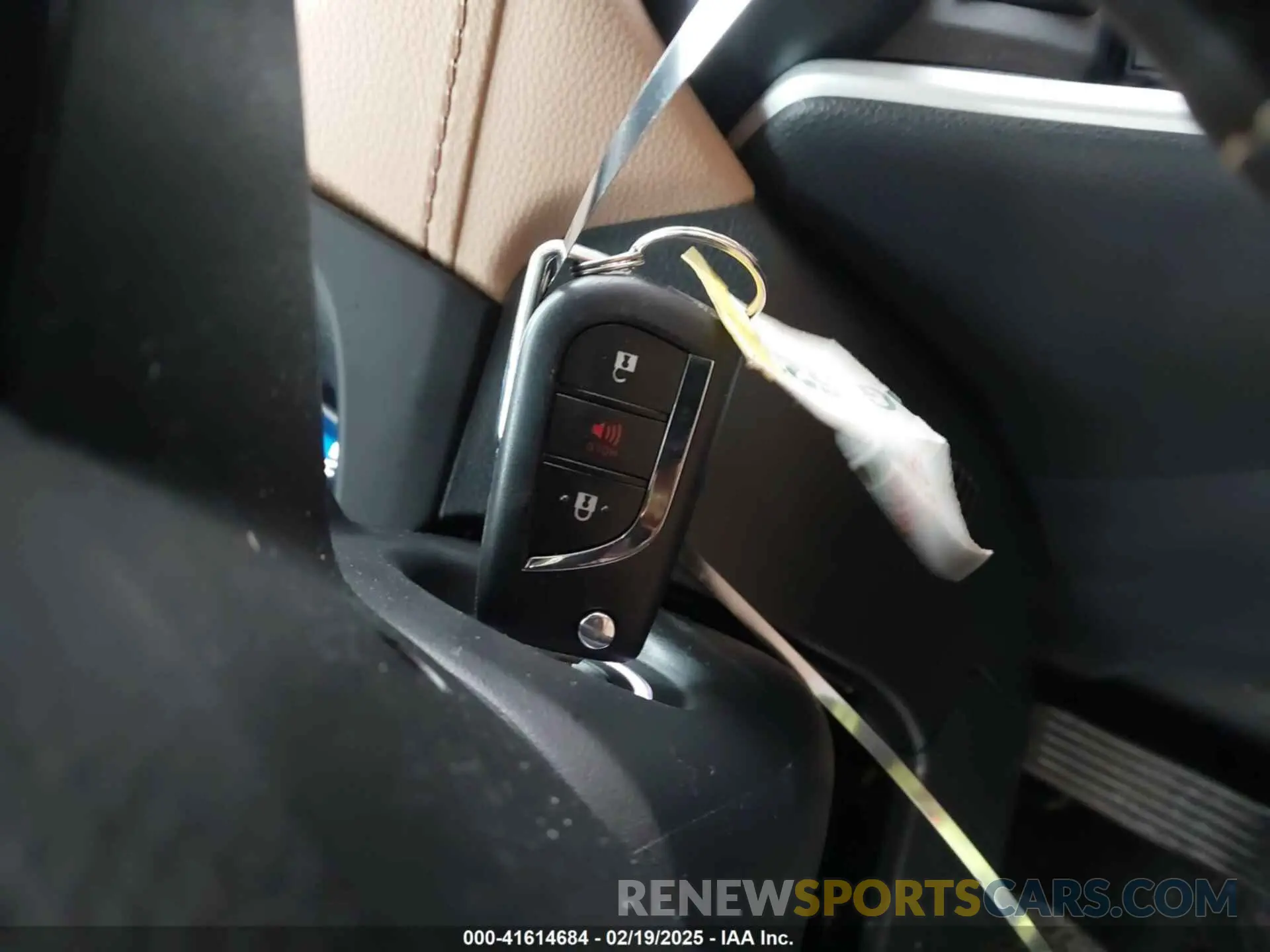 11 Photograph of a damaged car 4T3LWRFV7RU136279 TOYOTA RAV4 HYBRID 2024