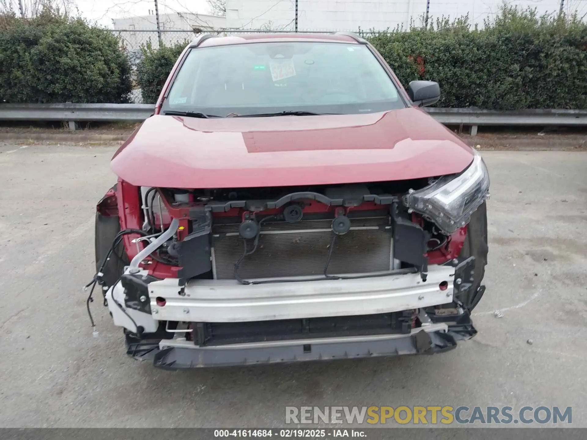 6 Photograph of a damaged car 4T3LWRFV7RU136279 TOYOTA RAV4 HYBRID 2024