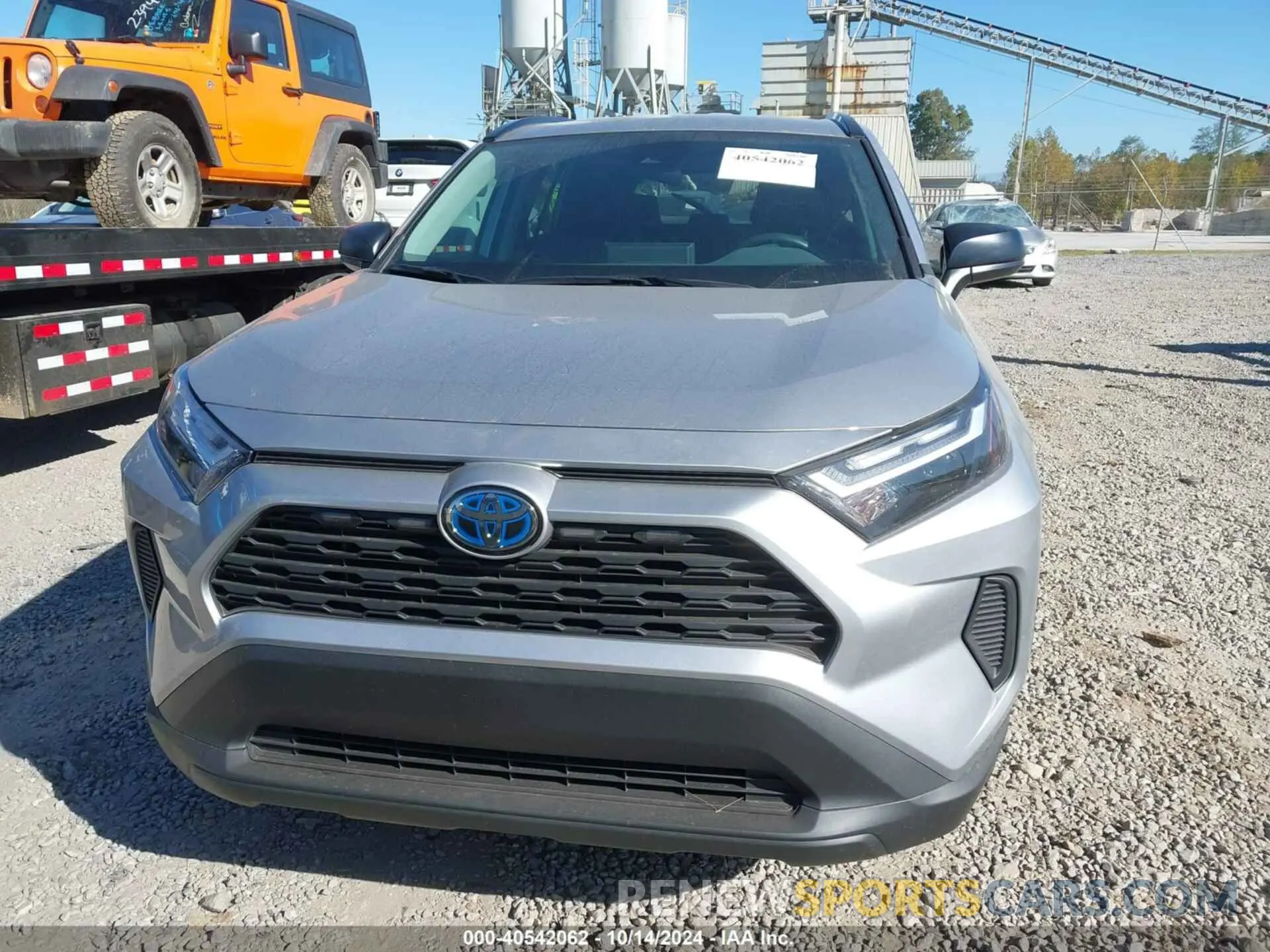12 Photograph of a damaged car 4T3LWRFV8RU143922 TOYOTA RAV4 HYBRID 2024