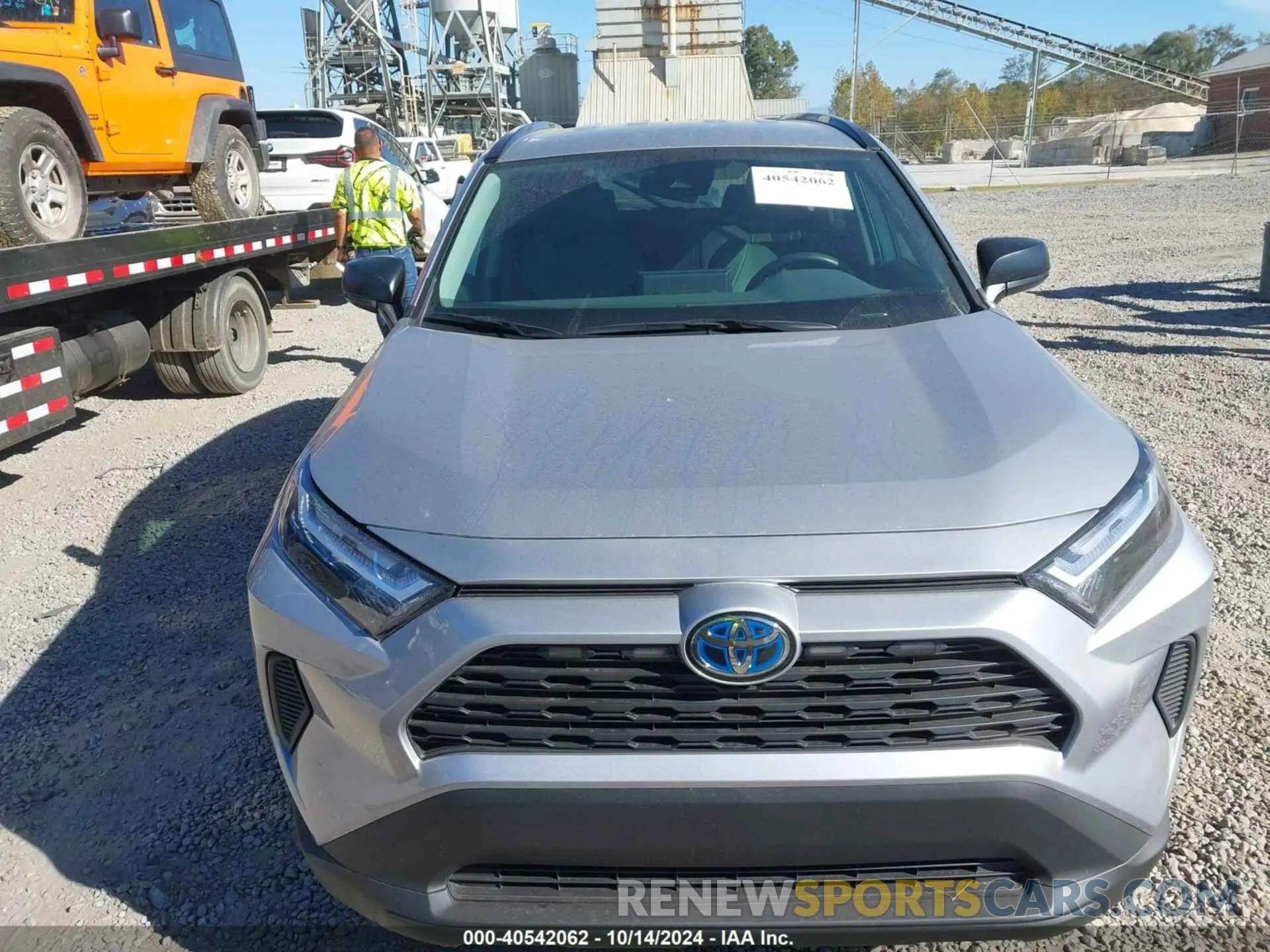 6 Photograph of a damaged car 4T3LWRFV8RU143922 TOYOTA RAV4 HYBRID 2024