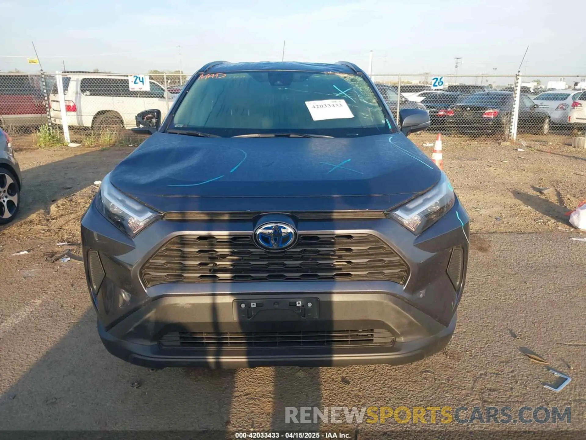 12 Photograph of a damaged car 4T3MWRFV2RU152880 TOYOTA RAV4 HYBRID 2024