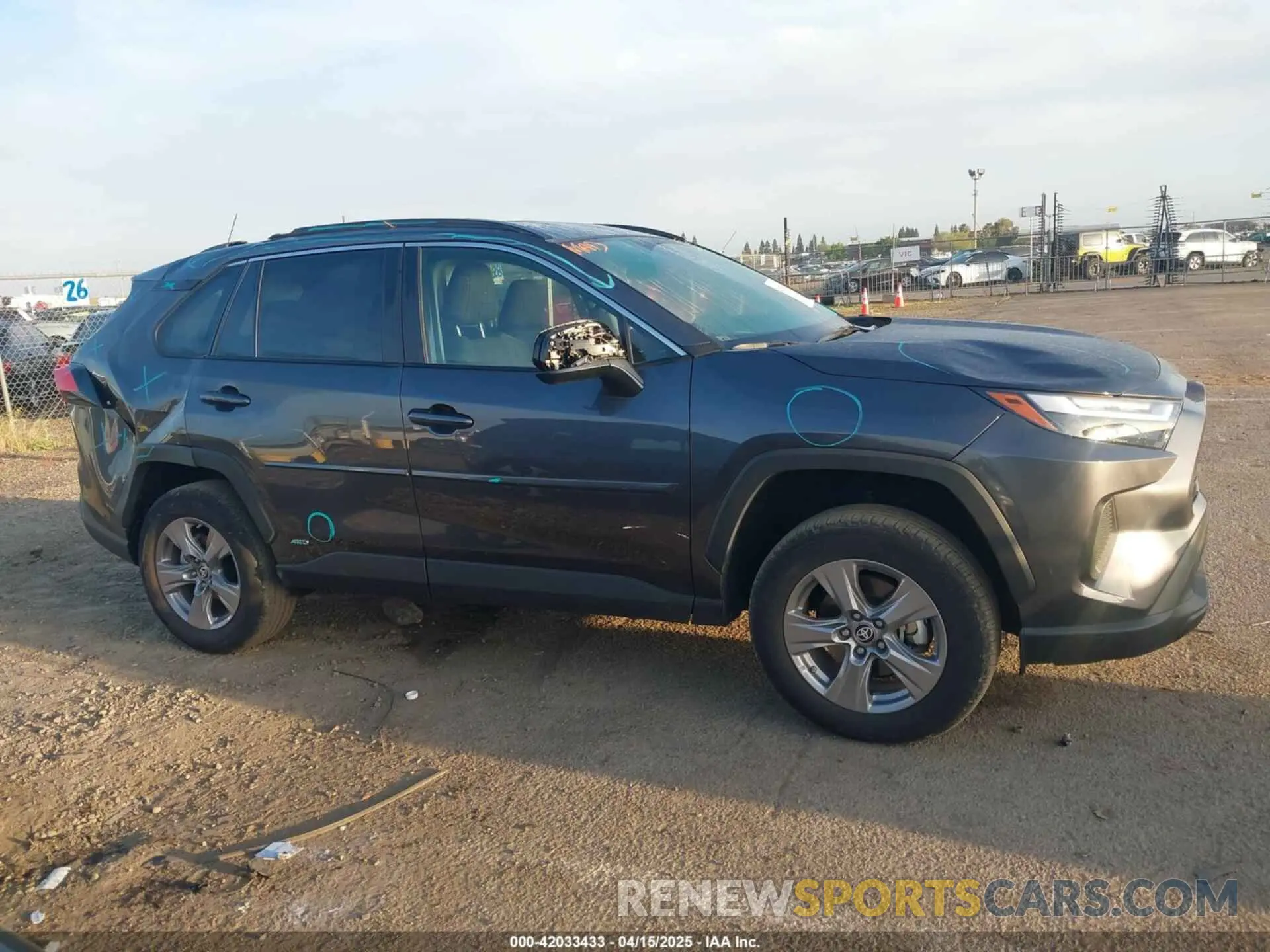 13 Photograph of a damaged car 4T3MWRFV2RU152880 TOYOTA RAV4 HYBRID 2024