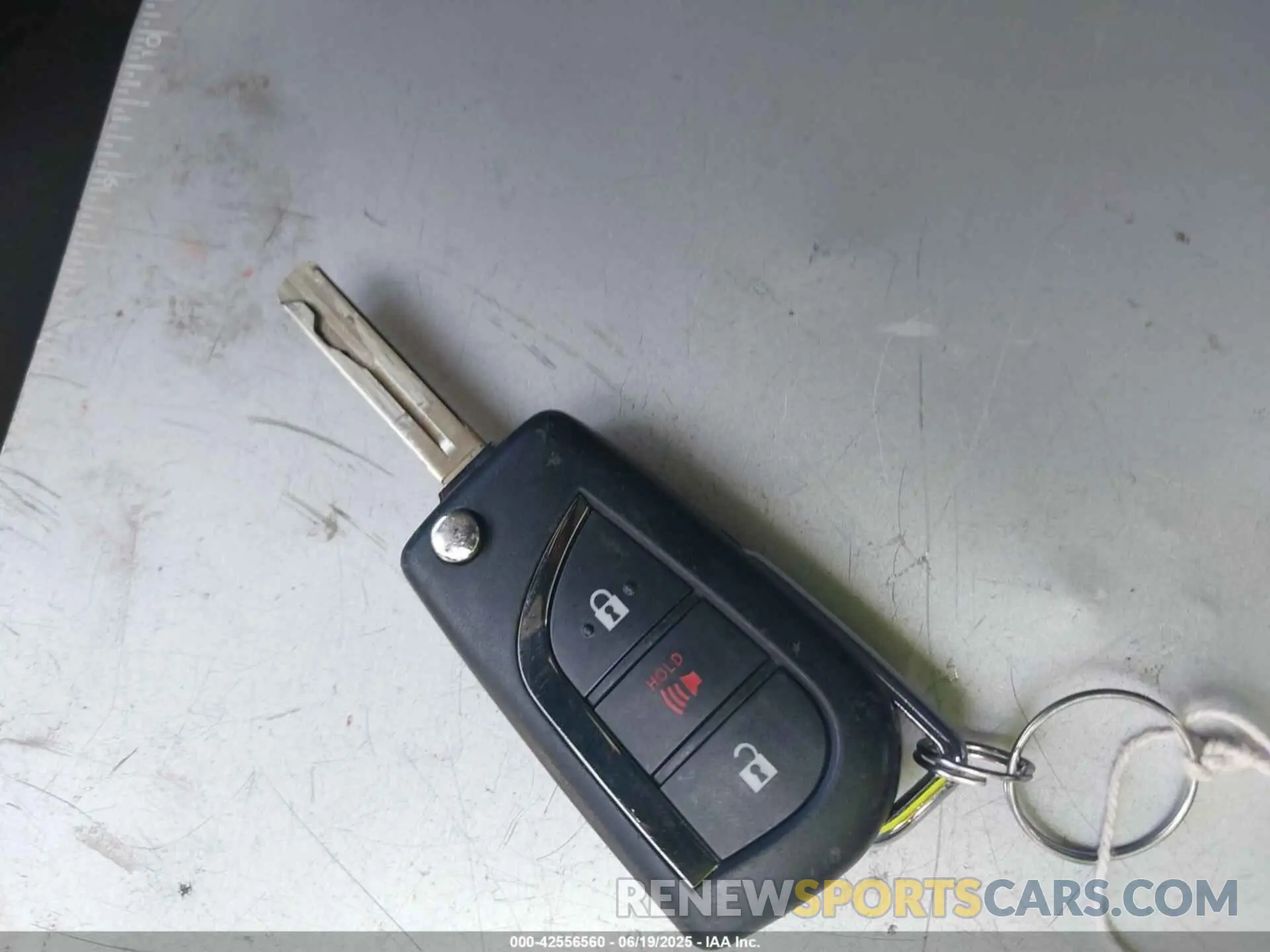 11 Photograph of a damaged car 4T3MWRFV2RU158369 TOYOTA RAV4 HYBRID 2024