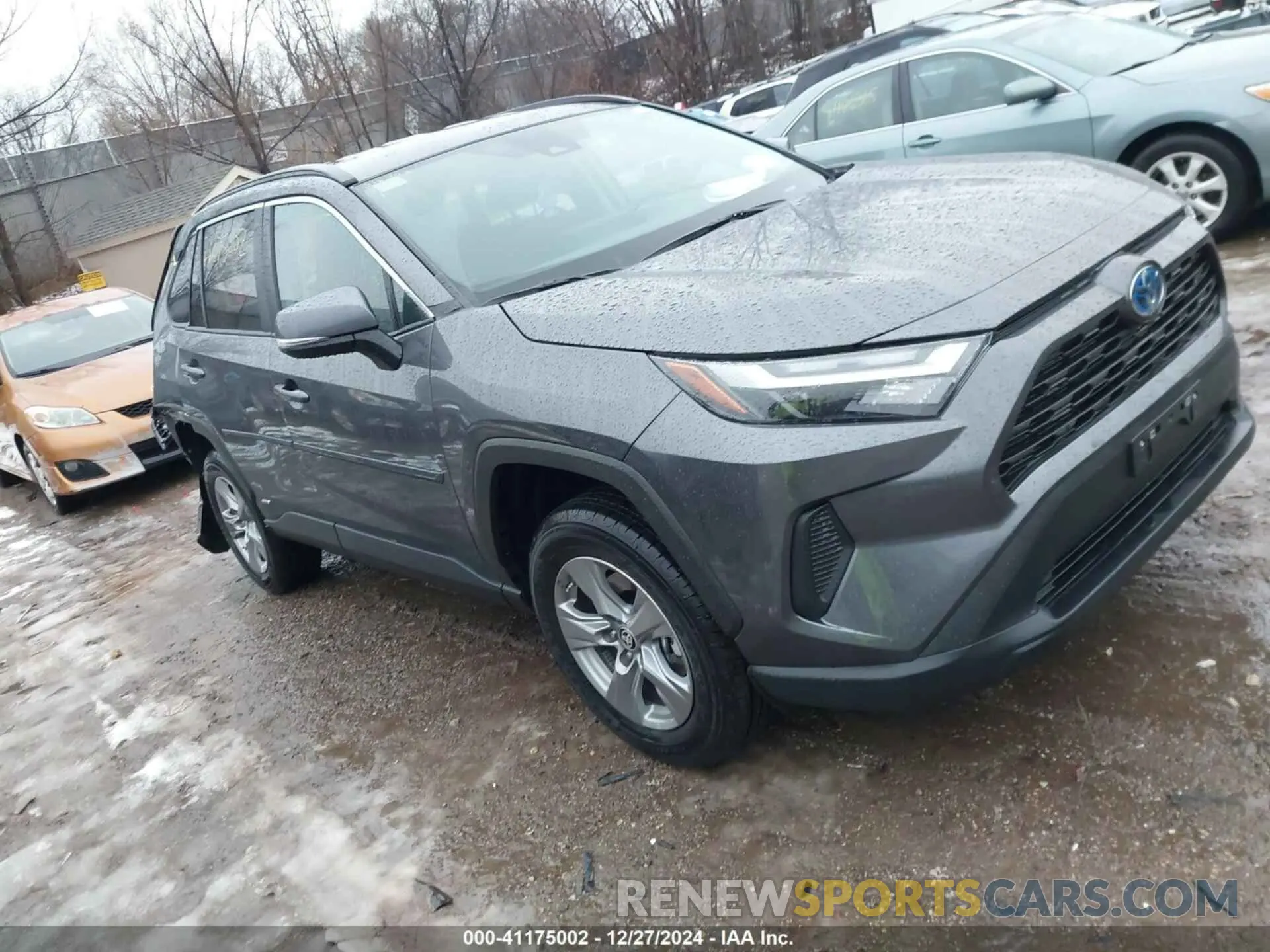 1 Photograph of a damaged car 4T3MWRFV6RU156186 TOYOTA RAV4 HYBRID 2024