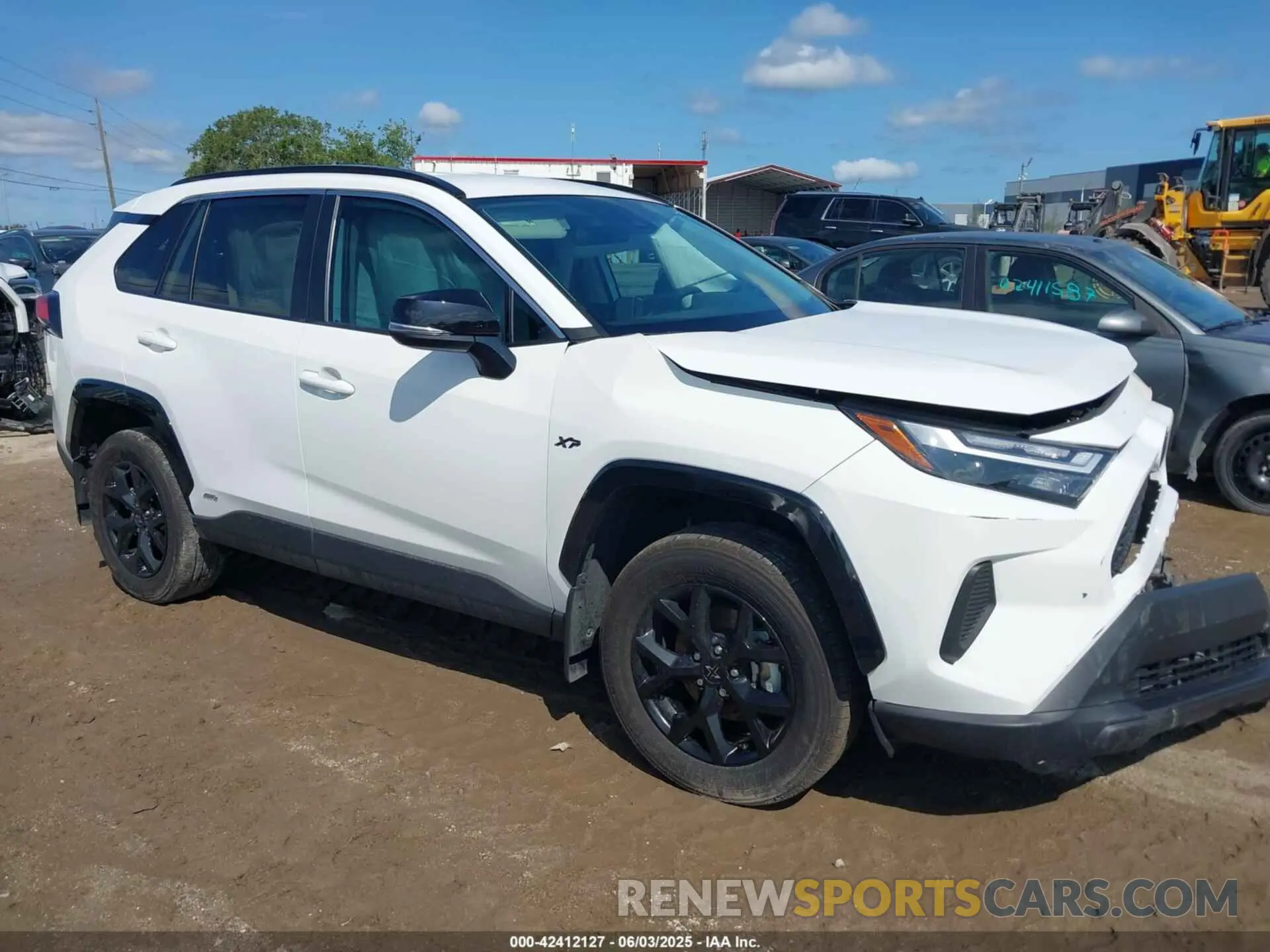 1 Photograph of a damaged car 4T3RWRFV0RU153645 TOYOTA RAV4 HYBRID 2024