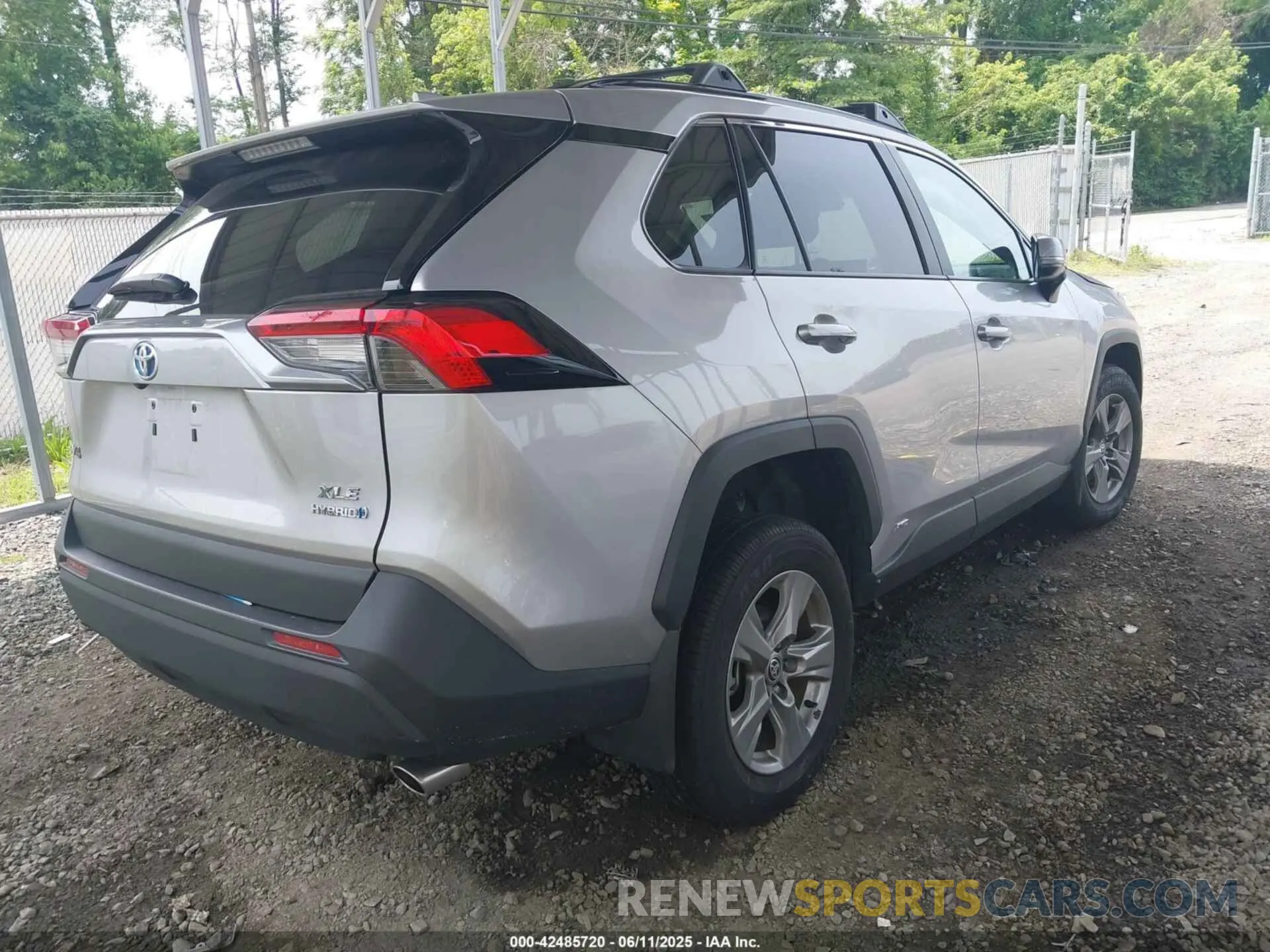 4 Photograph of a damaged car 4T3RWRFV1RU159745 TOYOTA RAV4 HYBRID 2024