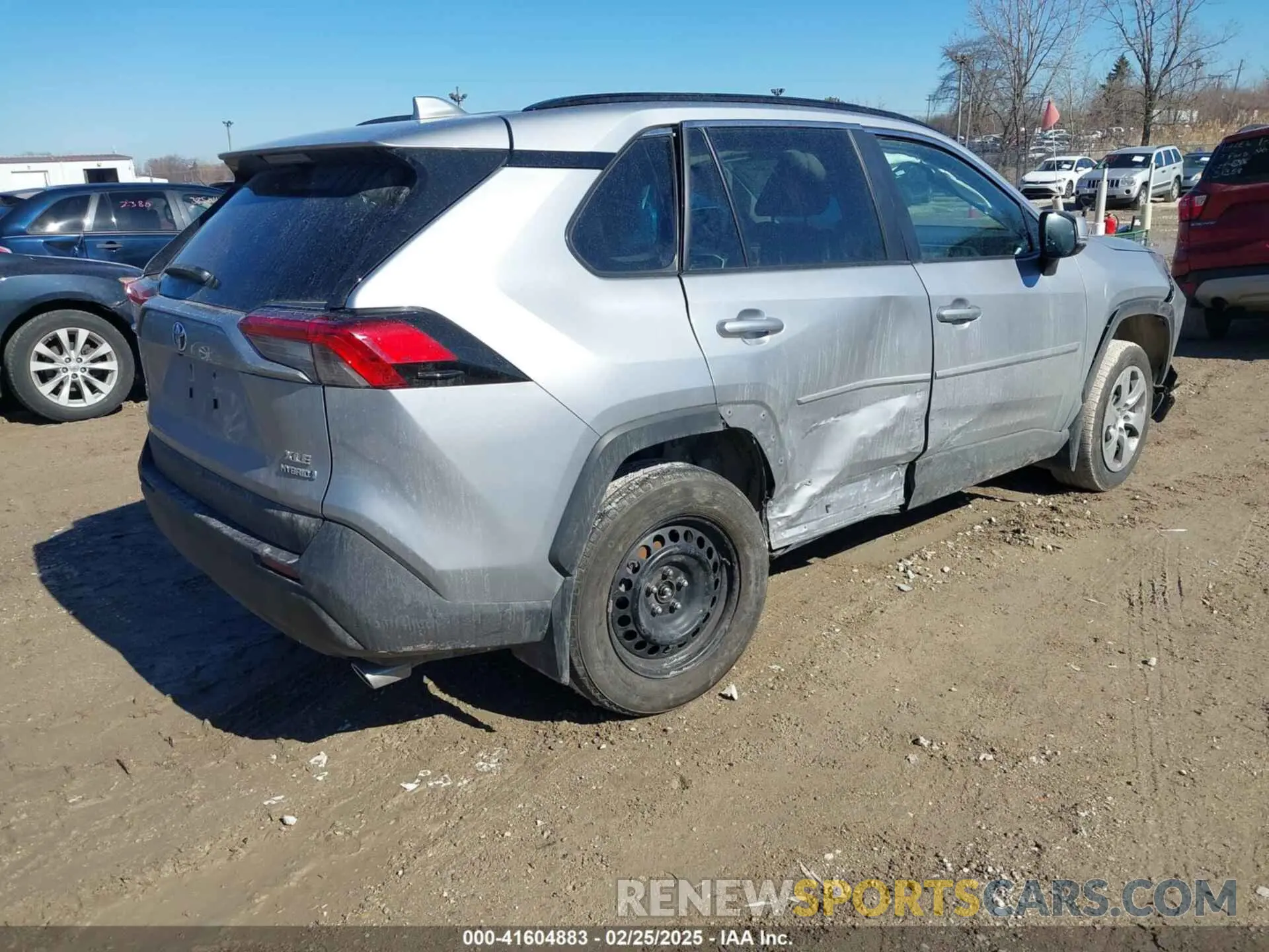 4 Photograph of a damaged car 4T3RWRFV3RU117934 TOYOTA RAV4 HYBRID 2024