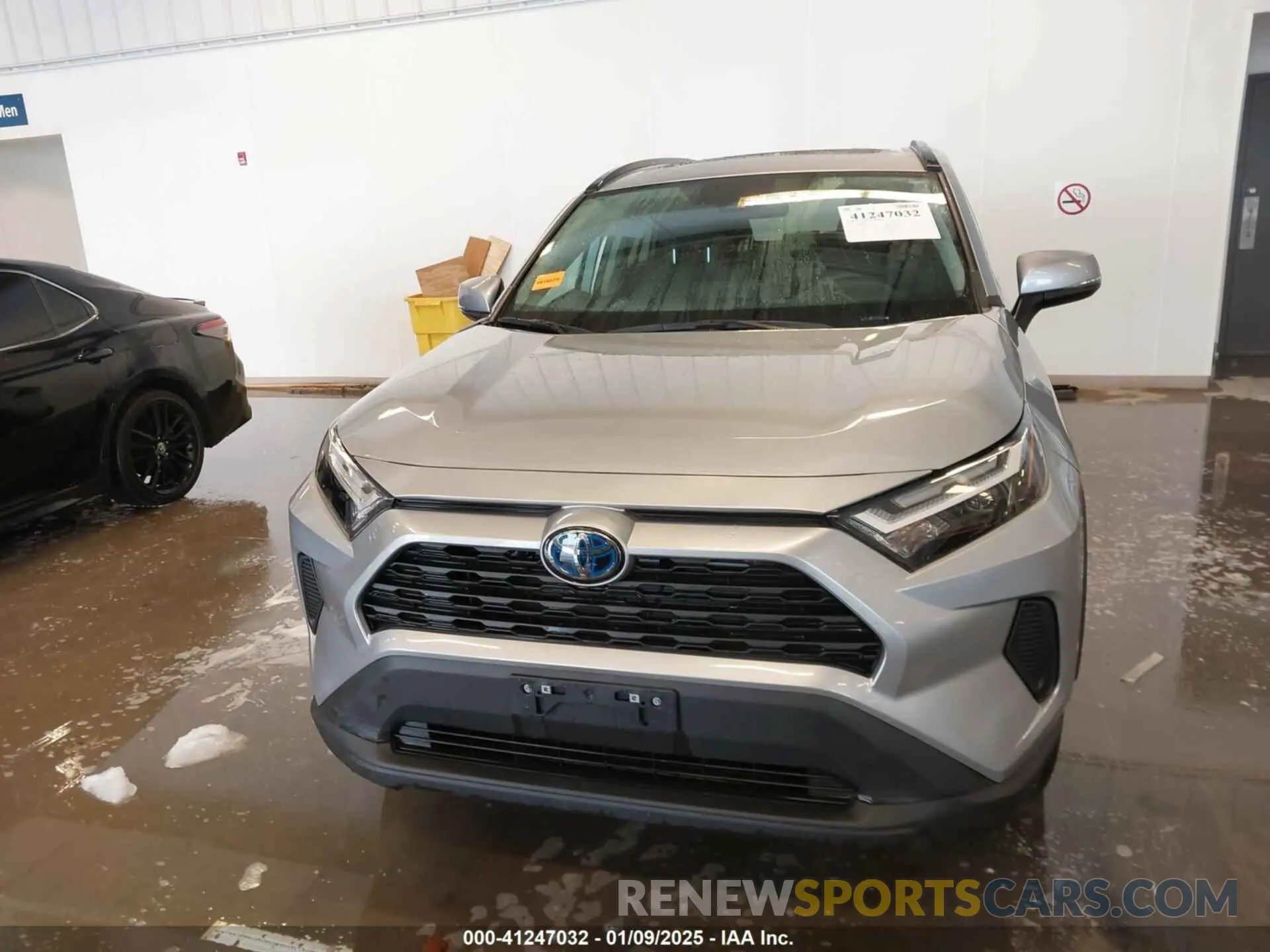 12 Photograph of a damaged car 4T3RWRFV5RU128188 TOYOTA RAV4 HYBRID 2024