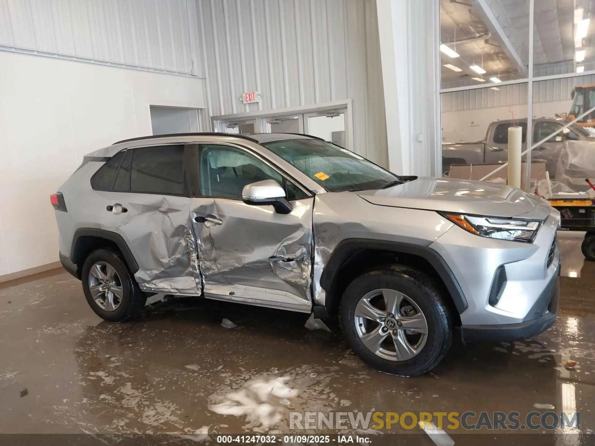 13 Photograph of a damaged car 4T3RWRFV5RU128188 TOYOTA RAV4 HYBRID 2024