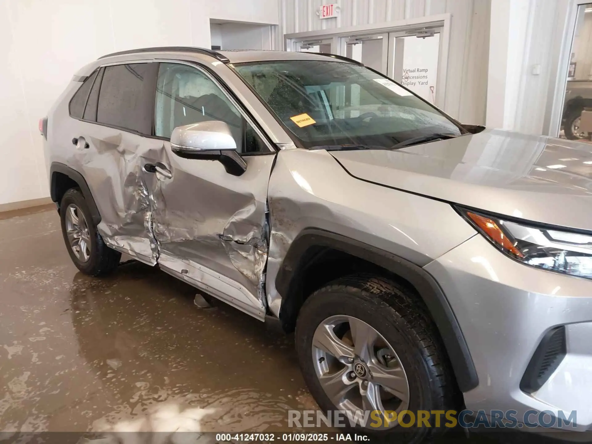 17 Photograph of a damaged car 4T3RWRFV5RU128188 TOYOTA RAV4 HYBRID 2024