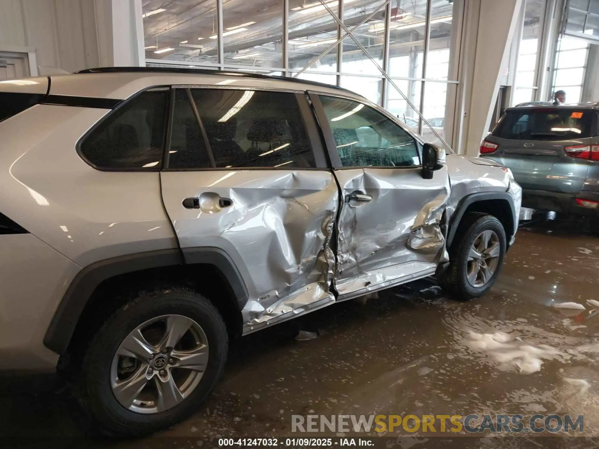 6 Photograph of a damaged car 4T3RWRFV5RU128188 TOYOTA RAV4 HYBRID 2024