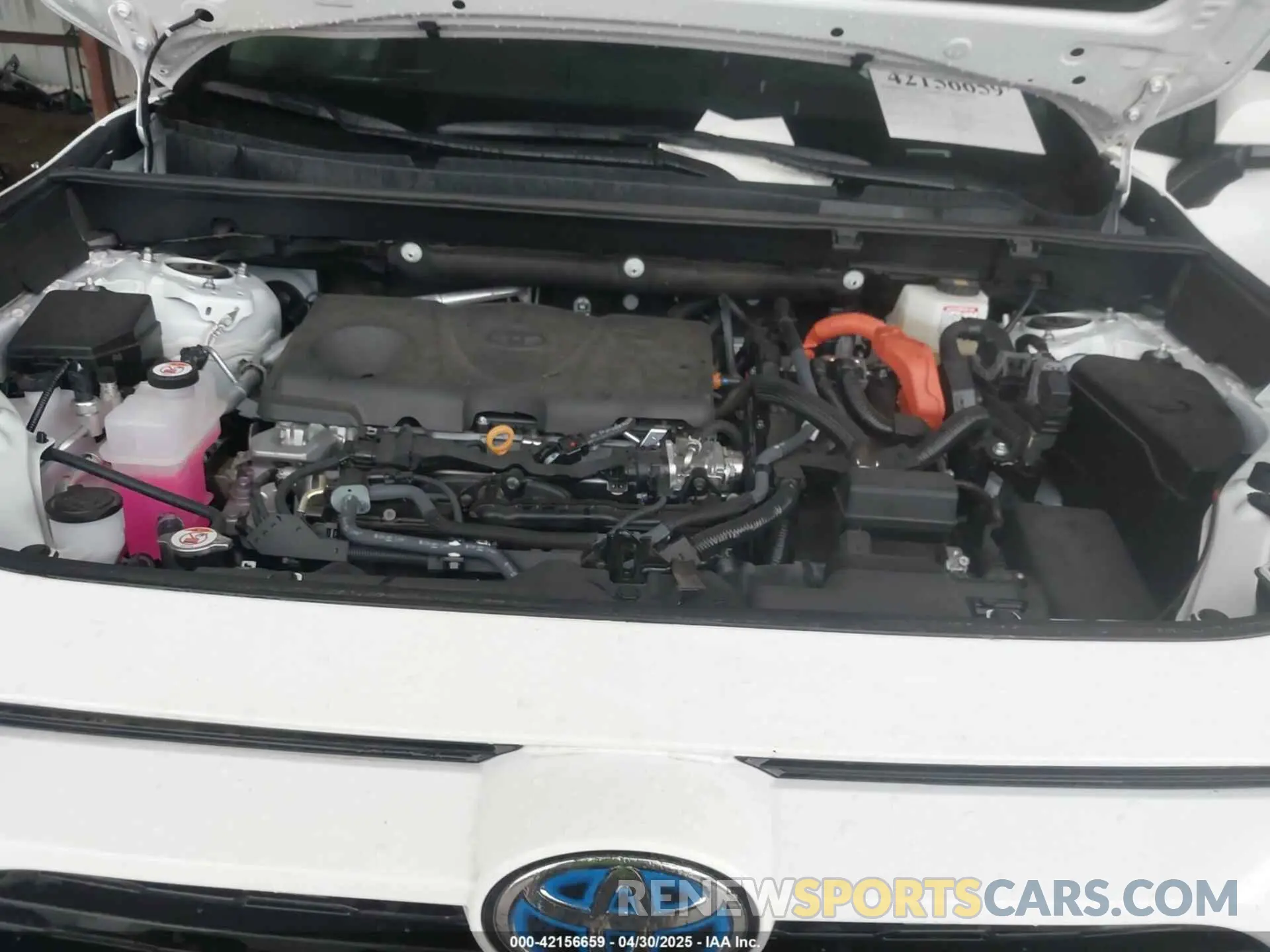 10 Photograph of a damaged car 4T3RWRFV6RU117636 TOYOTA RAV4 HYBRID 2024