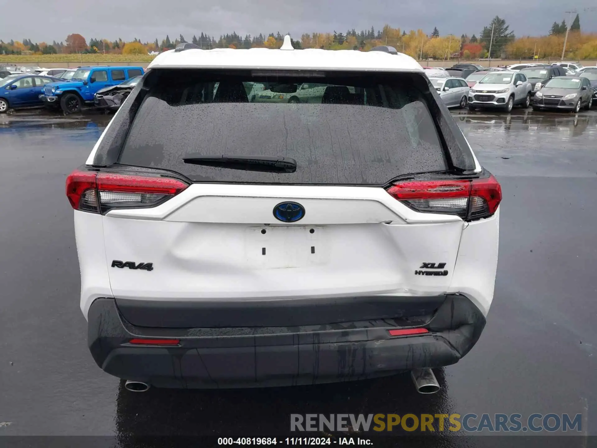16 Photograph of a damaged car 4T3RWRFV7RU115863 TOYOTA RAV4 HYBRID 2024