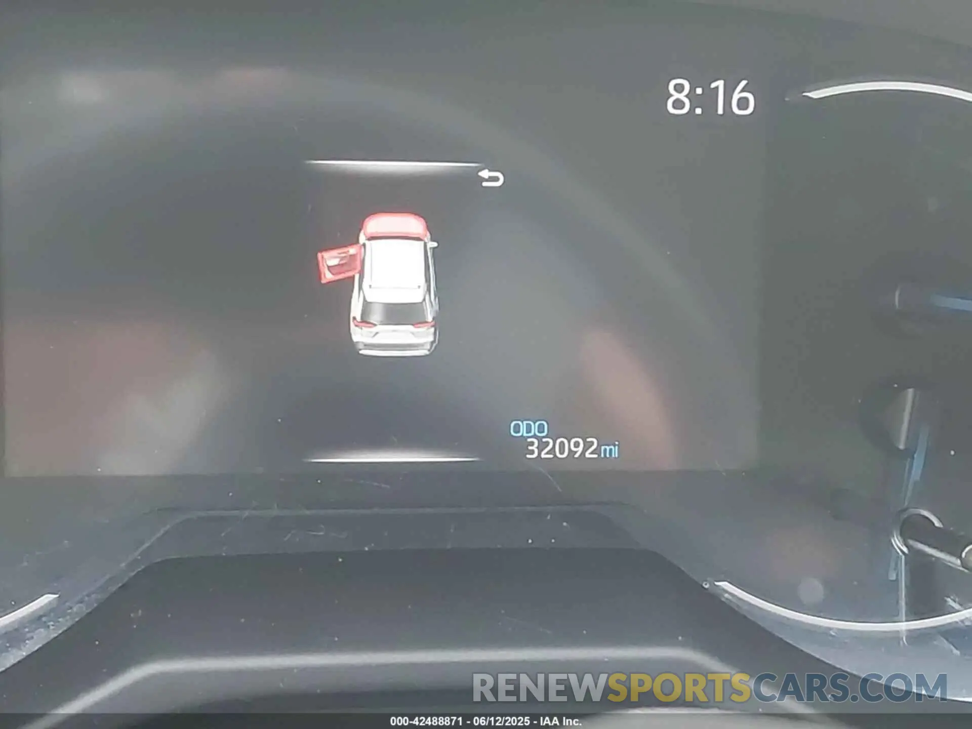 14 Photograph of a damaged car 4T3RWRFV8RU110932 TOYOTA RAV4 HYBRID 2024