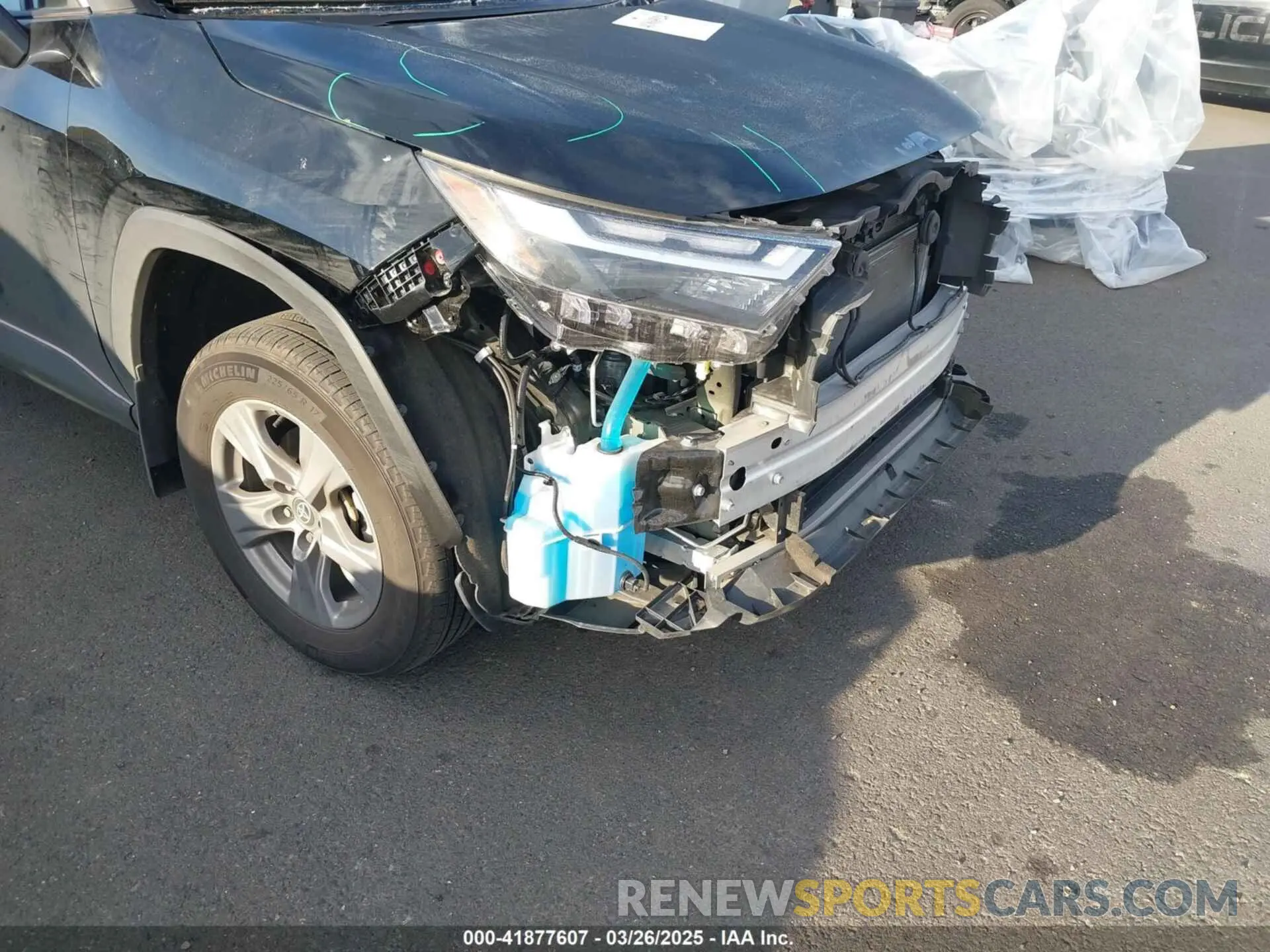 19 Photograph of a damaged car 4T3RWRFV8RU117959 TOYOTA RAV4 HYBRID 2024