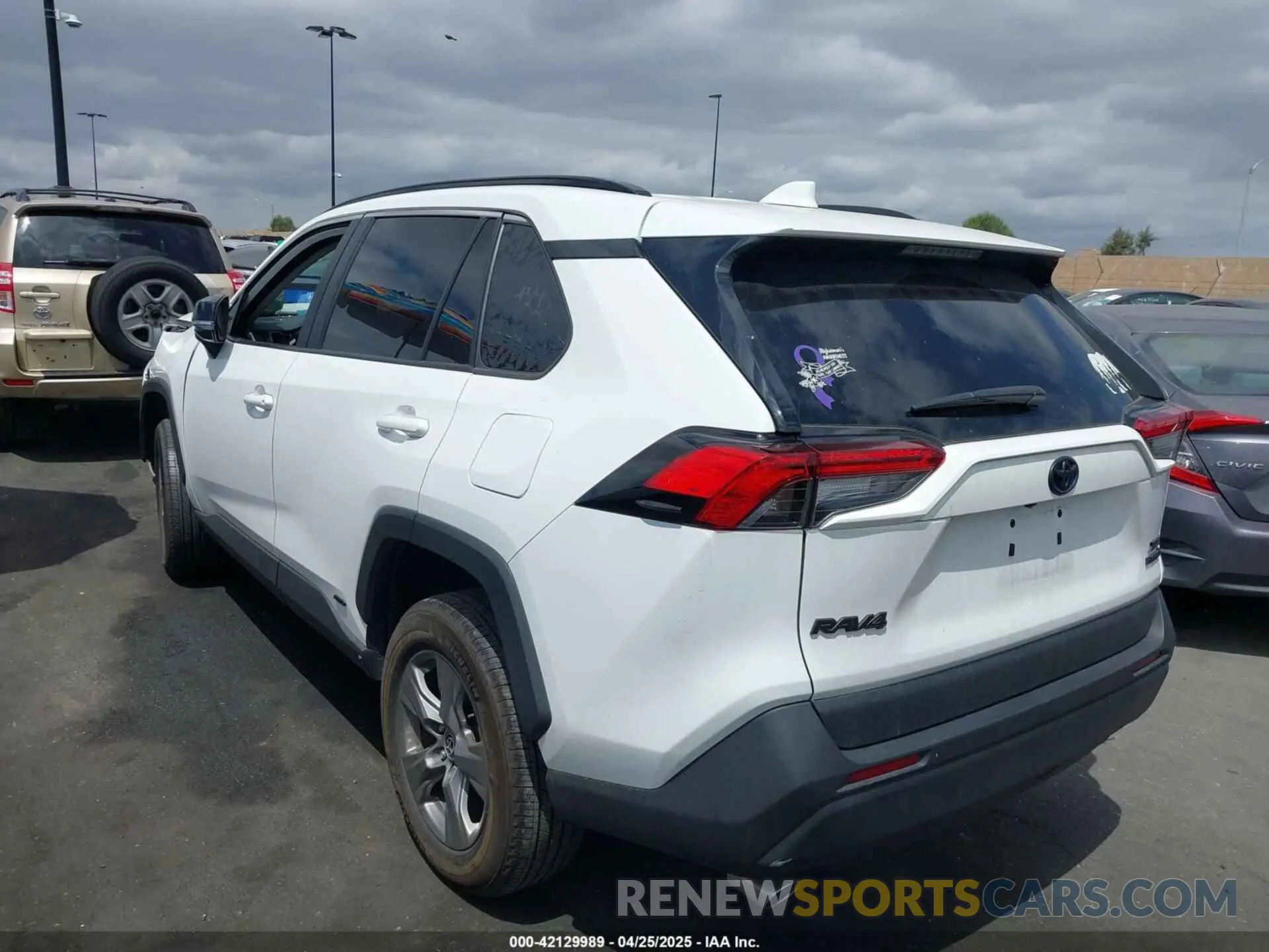 3 Photograph of a damaged car 4T3RWRFV8RU130923 TOYOTA RAV4 HYBRID 2024