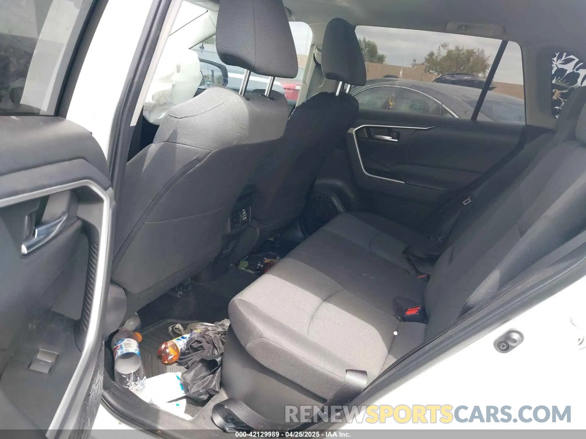 8 Photograph of a damaged car 4T3RWRFV8RU130923 TOYOTA RAV4 HYBRID 2024