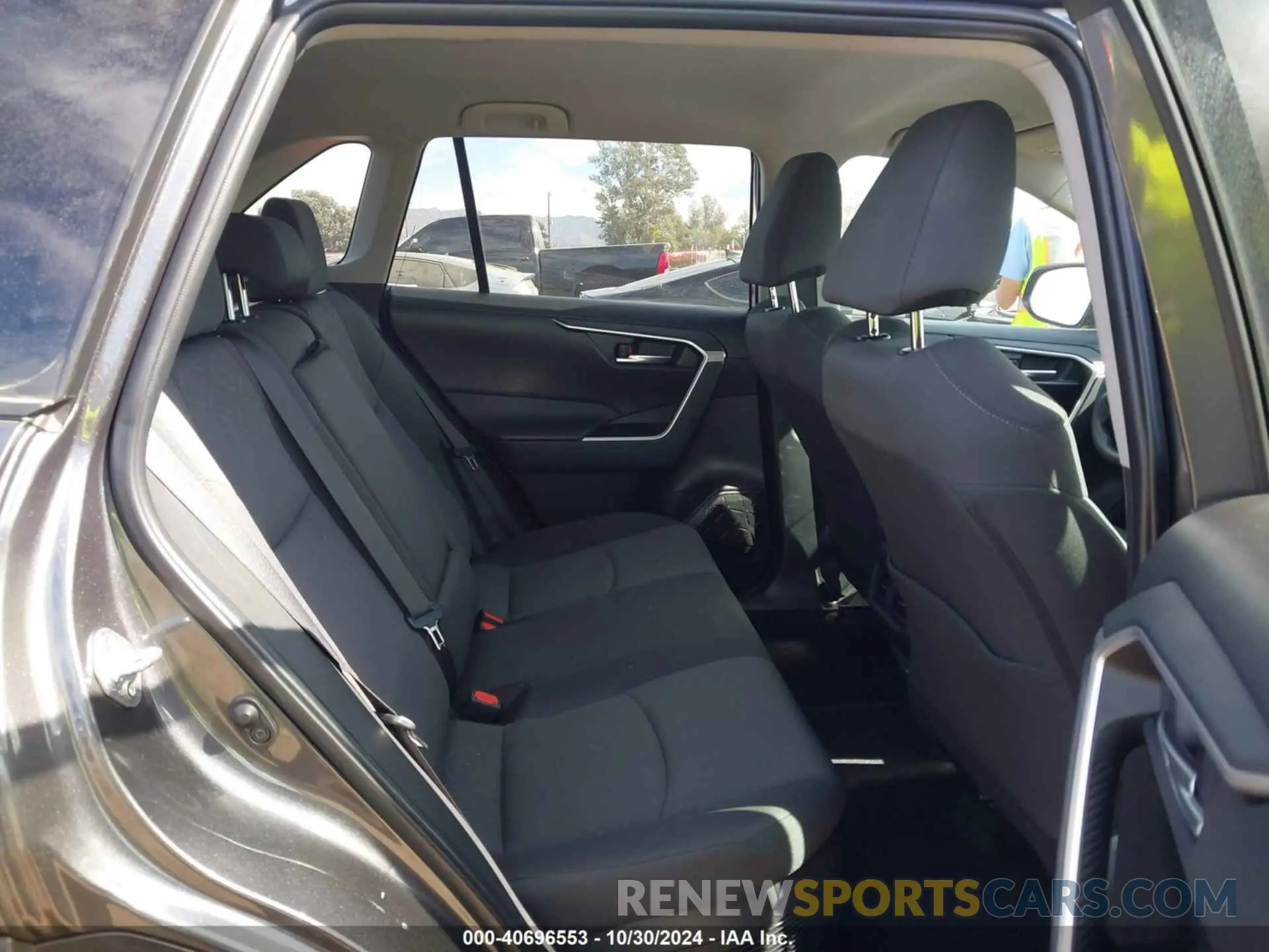 8 Photograph of a damaged car 4T3RWRFV9RU121065 TOYOTA RAV4 HYBRID 2024