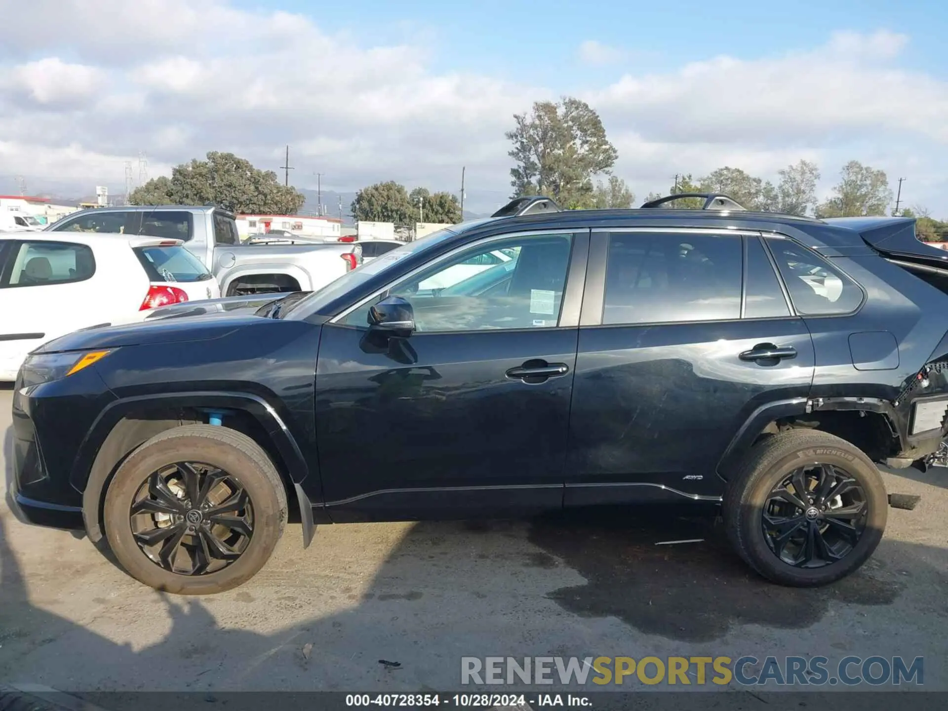 15 Photograph of a damaged car 4T3T6RFV3RU146016 TOYOTA RAV4 HYBRID 2024