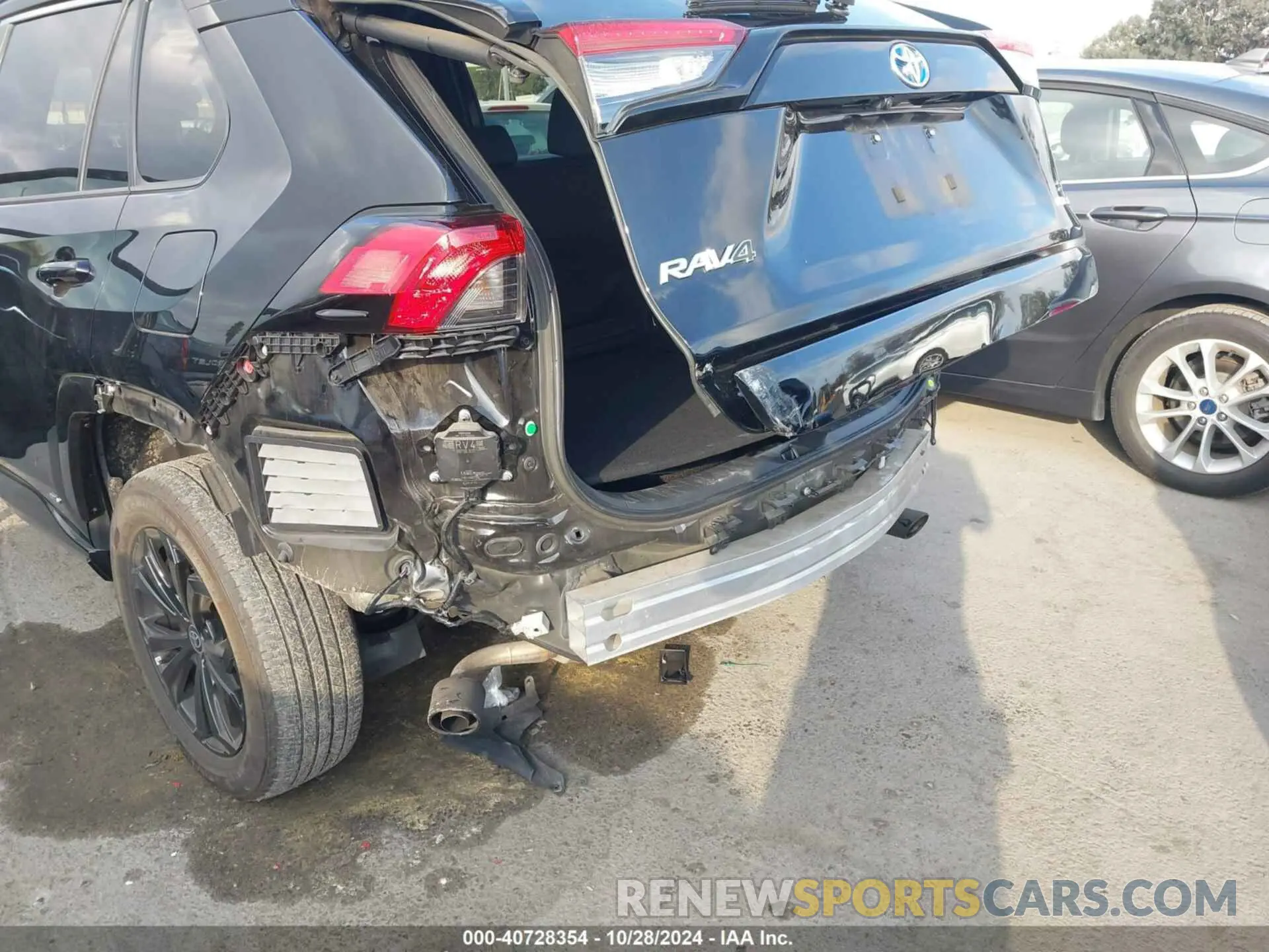 6 Photograph of a damaged car 4T3T6RFV3RU146016 TOYOTA RAV4 HYBRID 2024