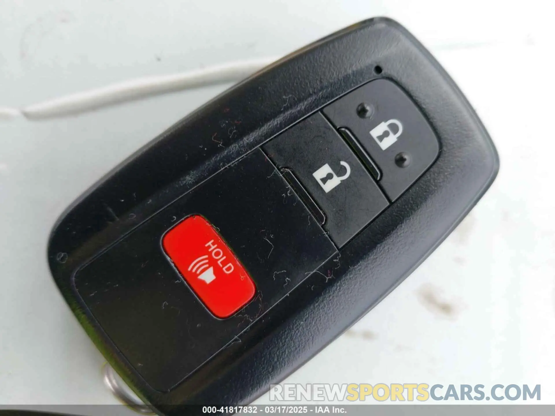 11 Photograph of a damaged car 4T3T6RFV3RU163656 TOYOTA RAV4 HYBRID 2024