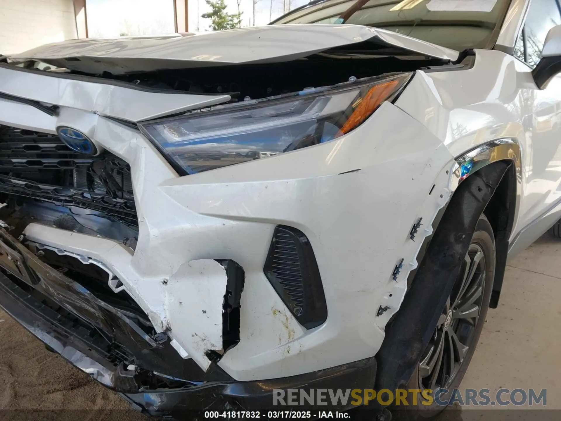 6 Photograph of a damaged car 4T3T6RFV3RU163656 TOYOTA RAV4 HYBRID 2024