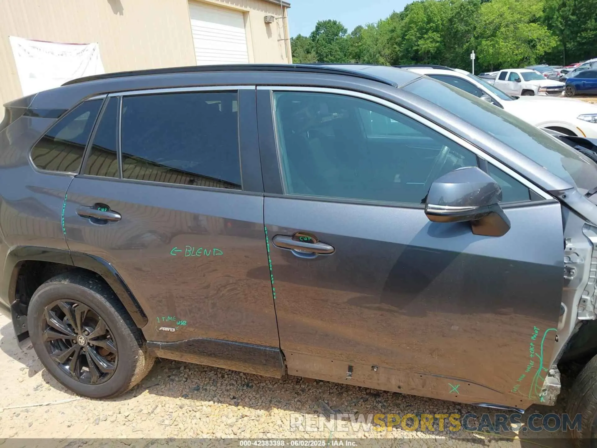 13 Photograph of a damaged car 4T3T6RFV4RU144159 TOYOTA RAV4 HYBRID 2024